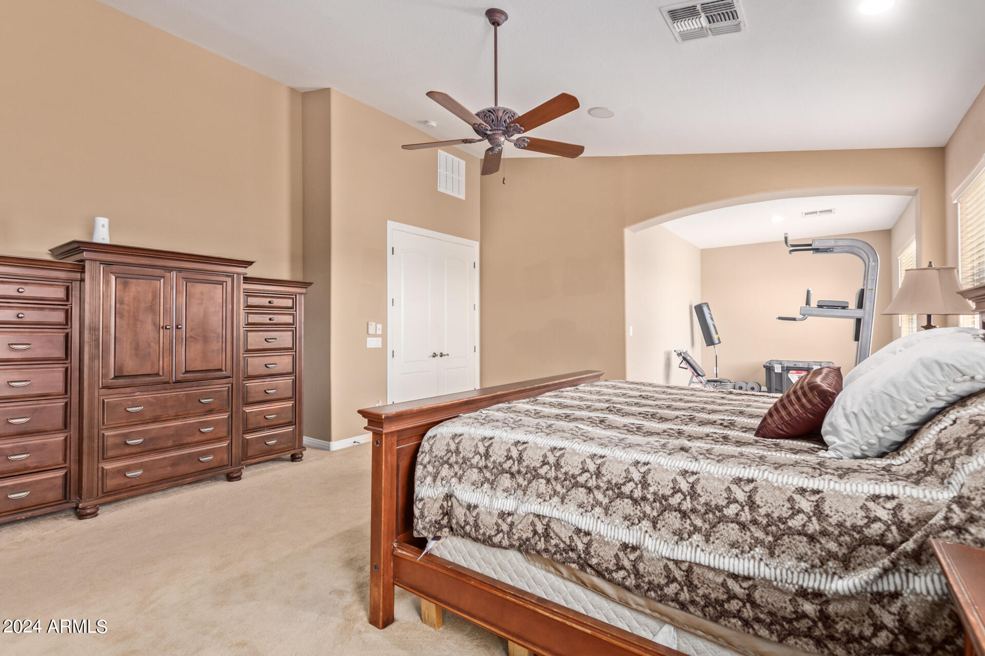 11252 E STANTON Avenue