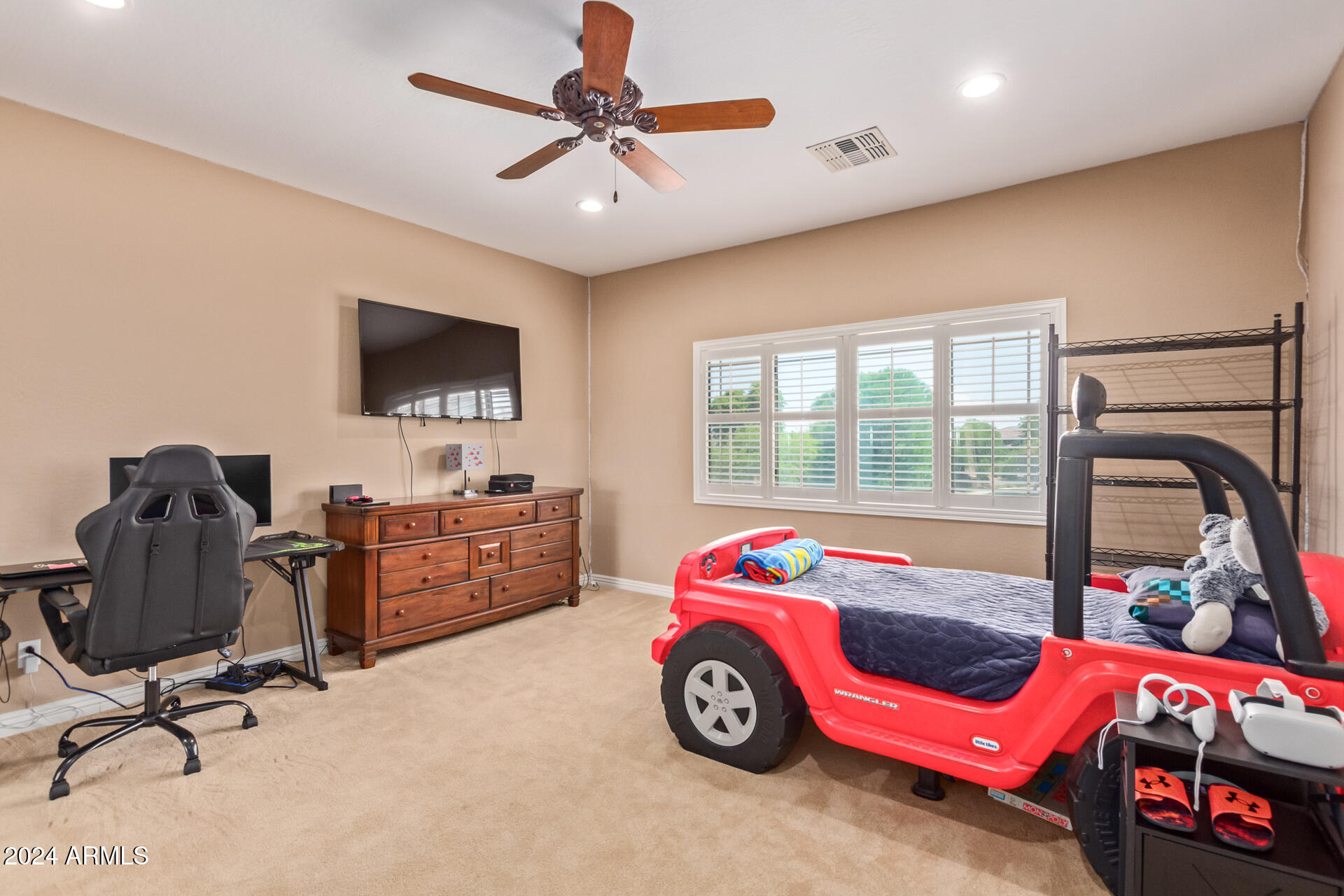 11252 E STANTON Avenue