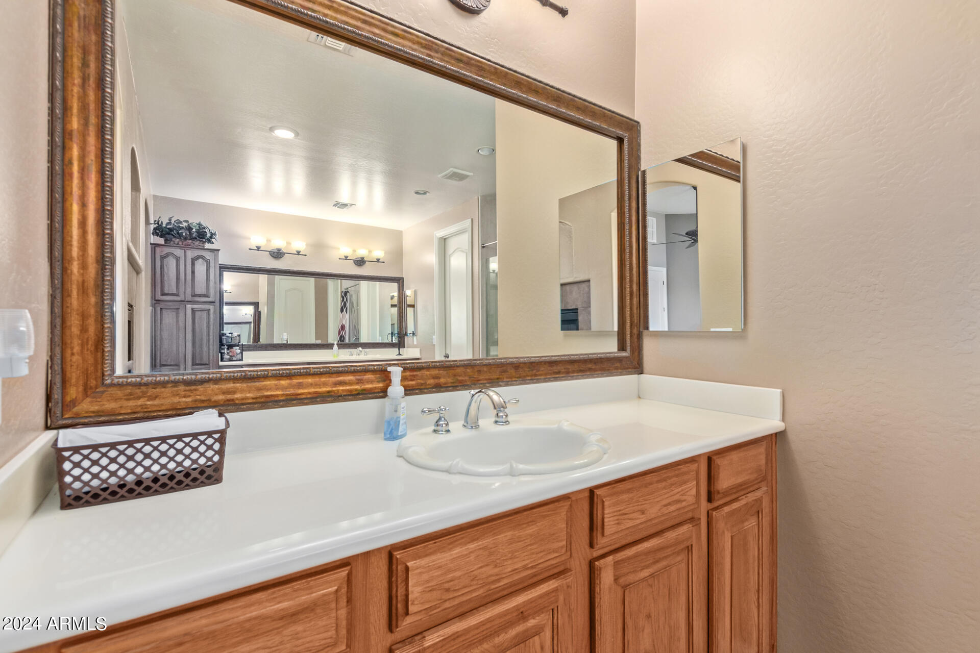 11252 E STANTON Avenue