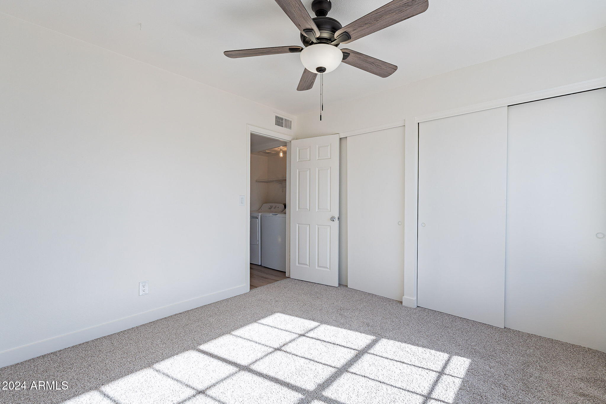 1506 E STEPHENS Drive