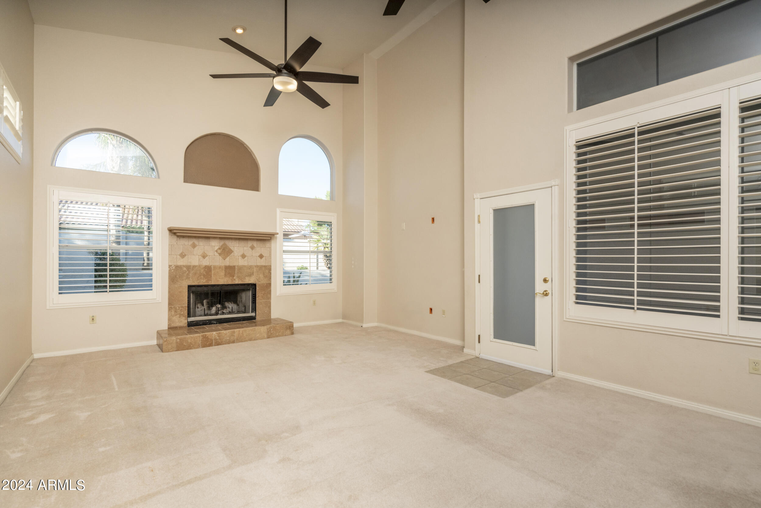 6232 E MONTE CRISTO Avenue