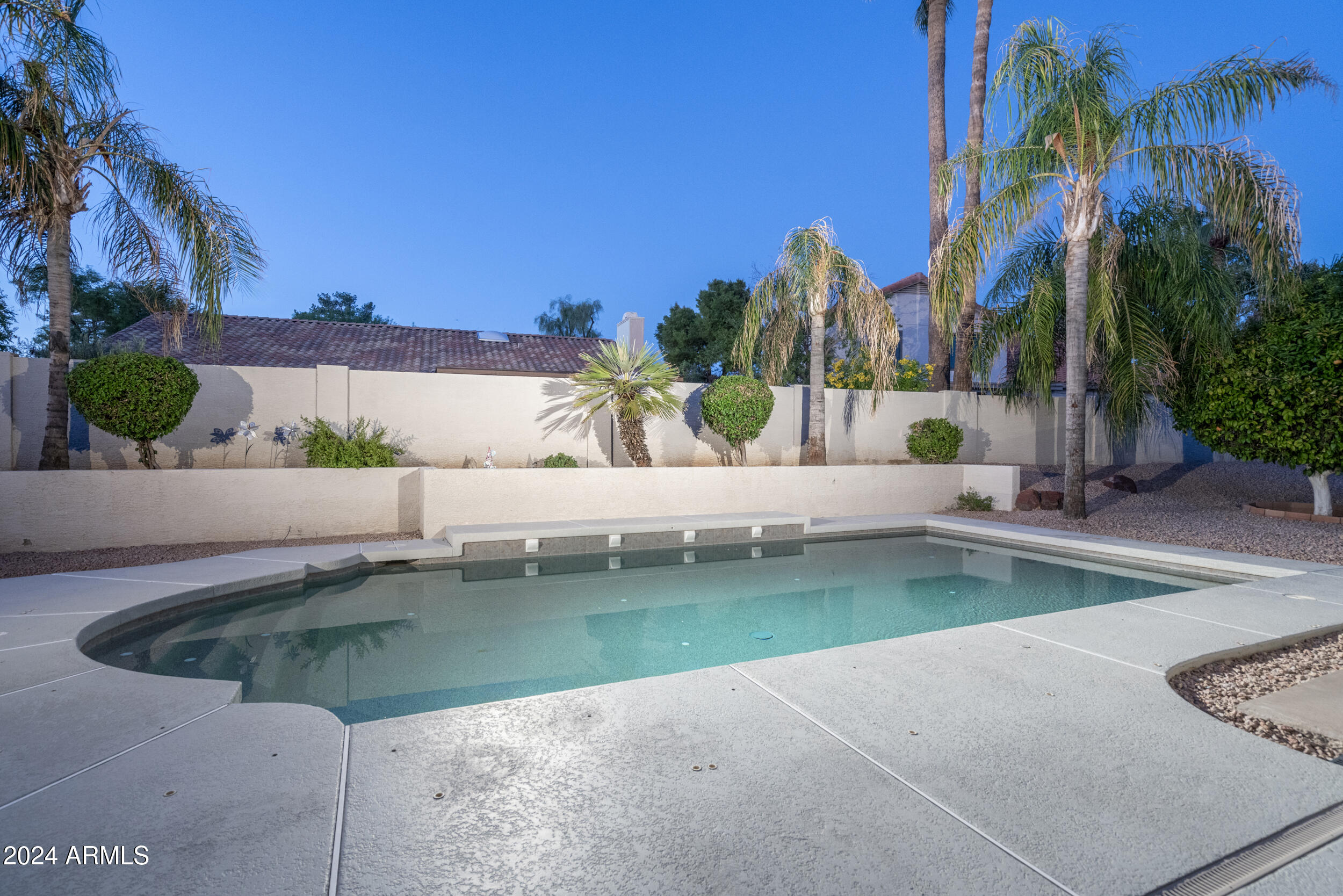 6232 E MONTE CRISTO Avenue