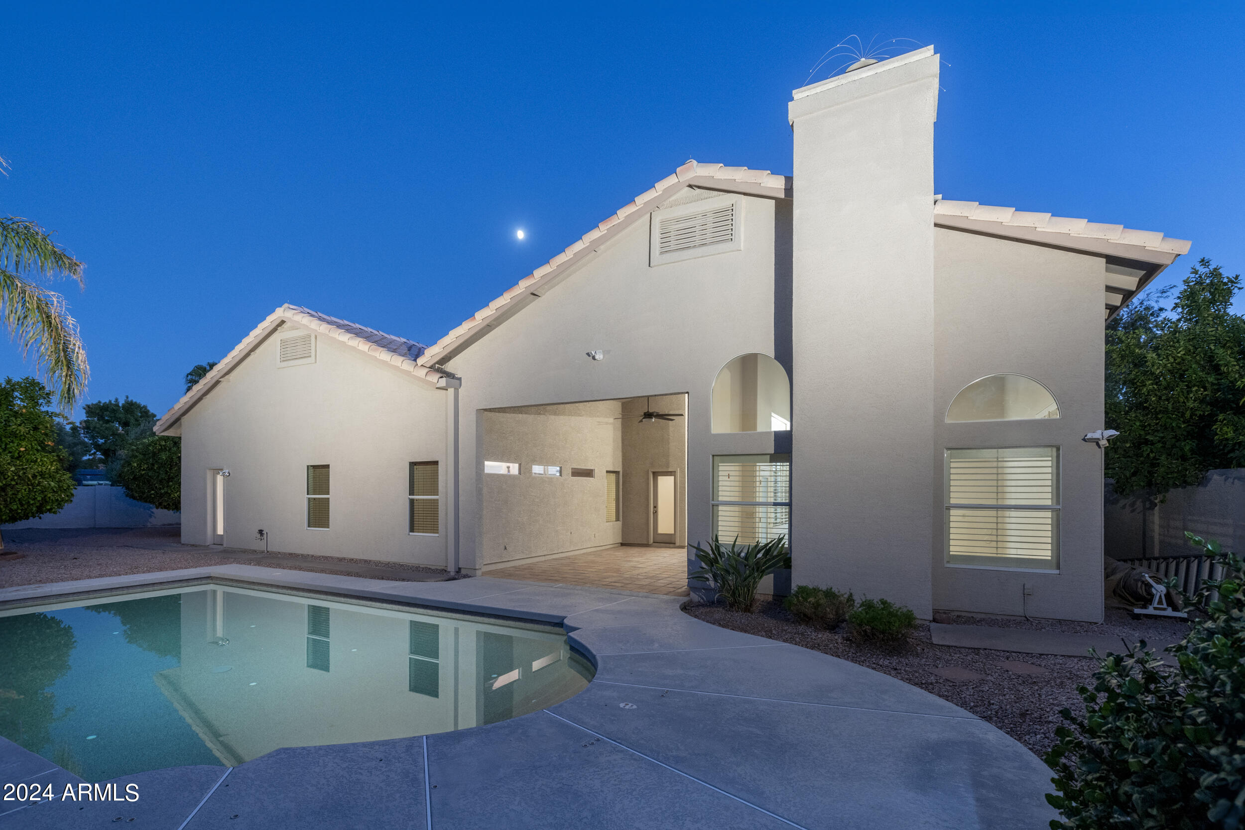 6232 E MONTE CRISTO Avenue