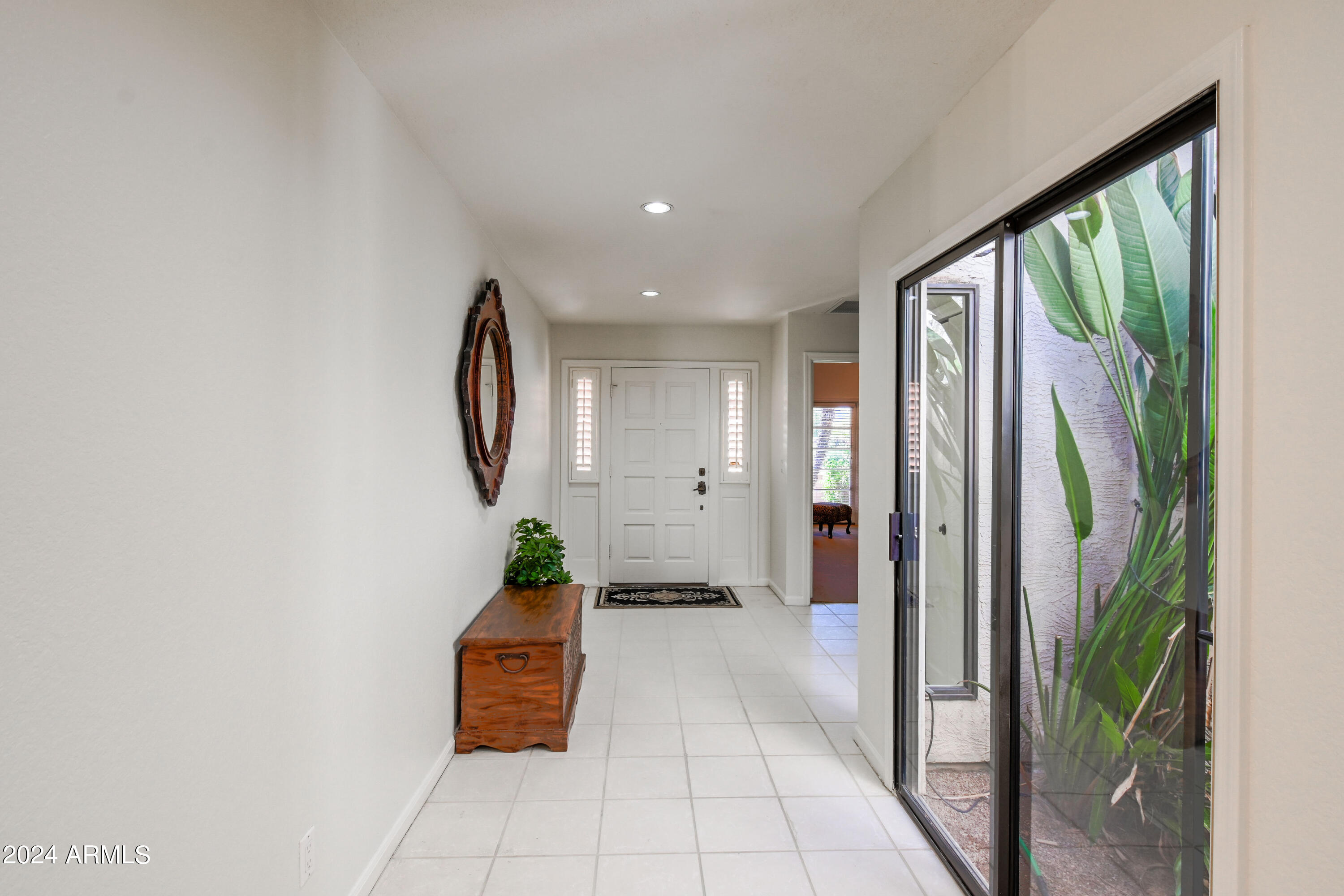 8230 E VIA DE LA ESCUELA