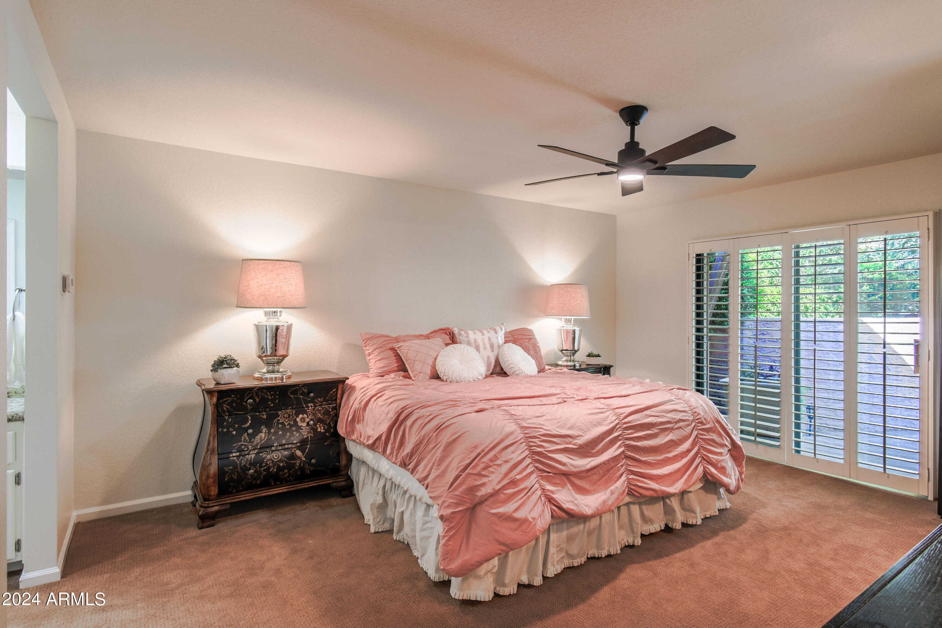 8230 E VIA DE LA ESCUELA