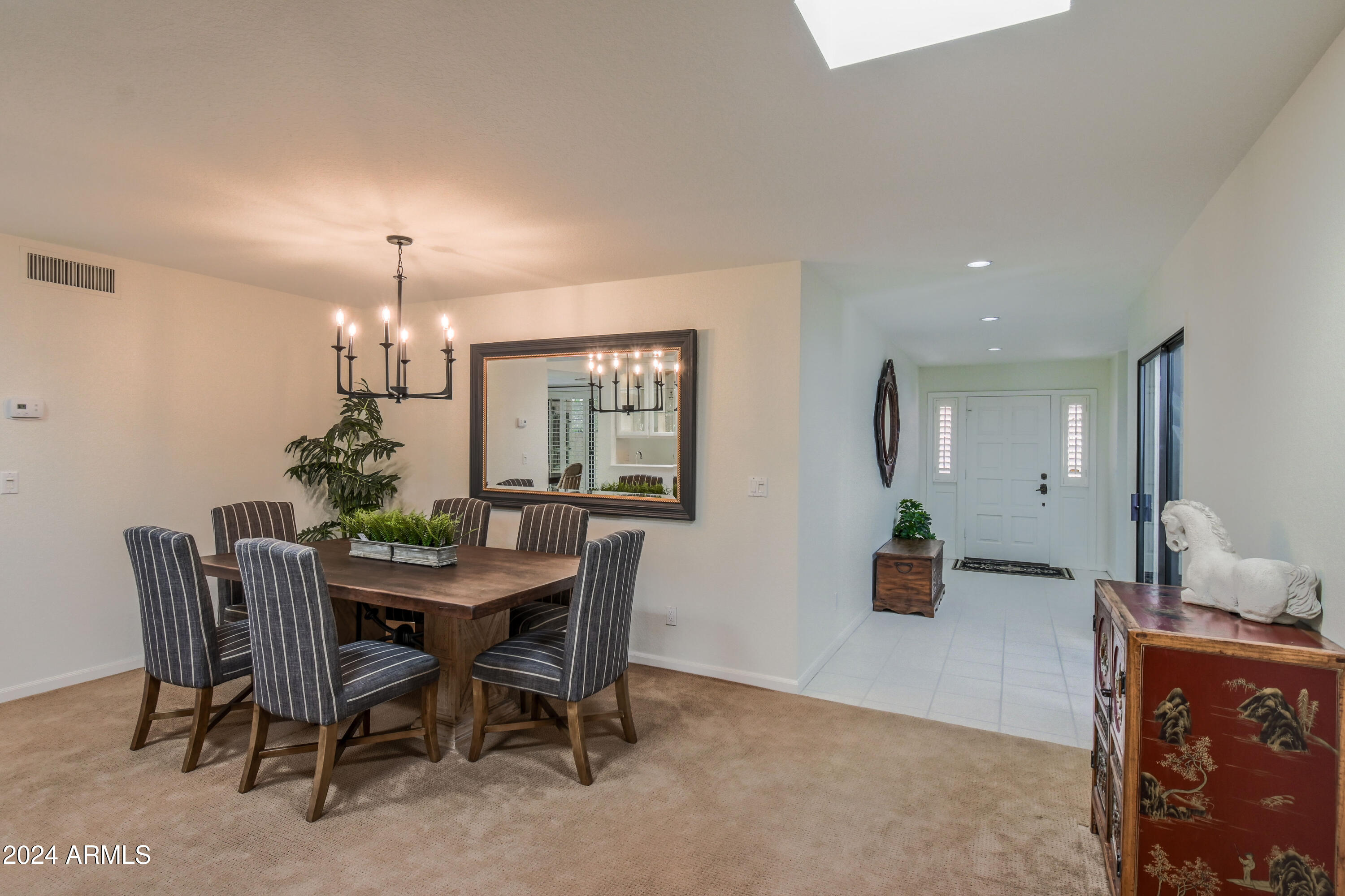 8230 E VIA DE LA ESCUELA