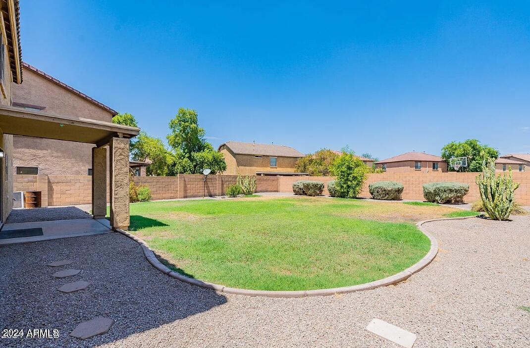 9422 W MONTE VISTA Road