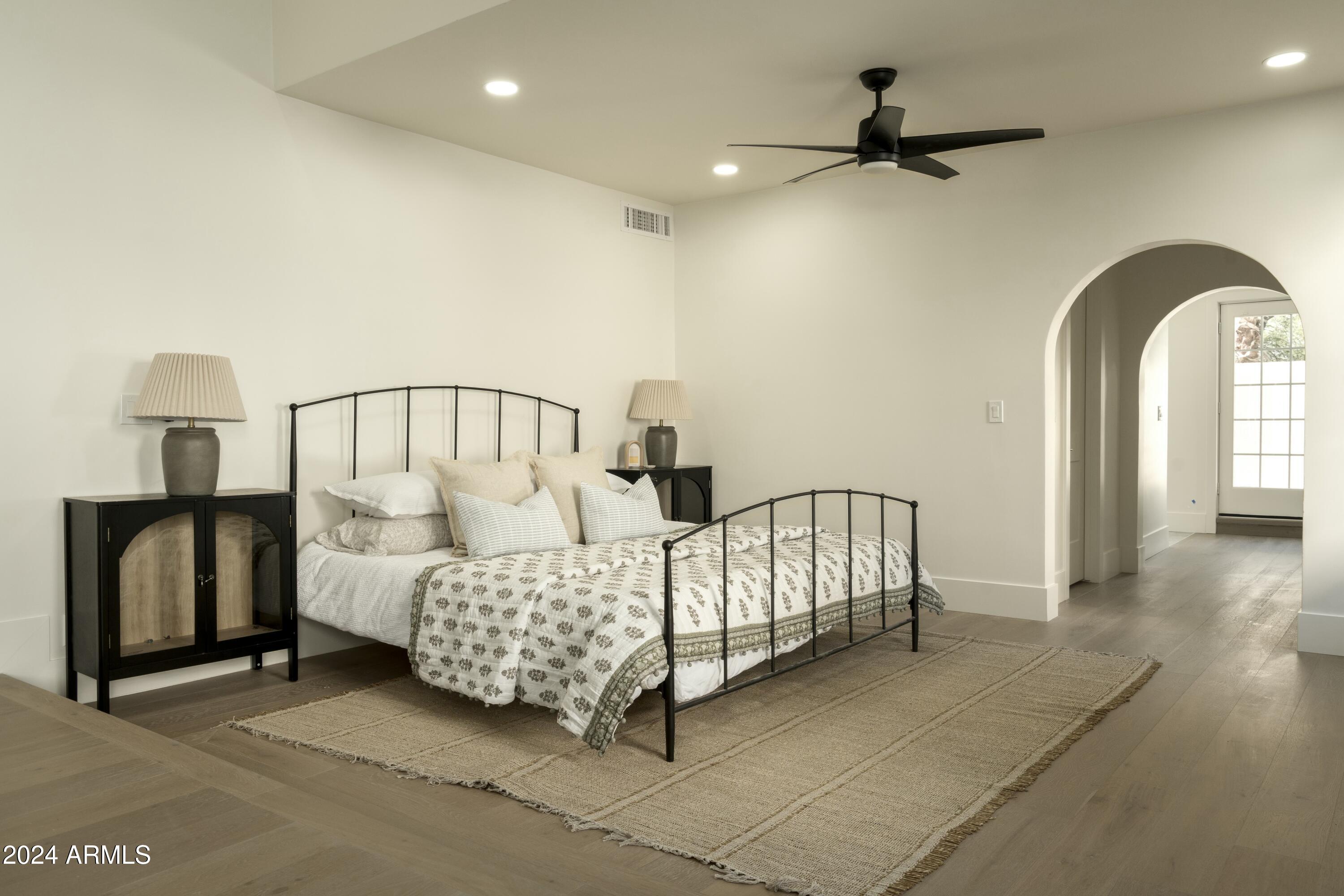 9862 E SAN SALVADOR Drive