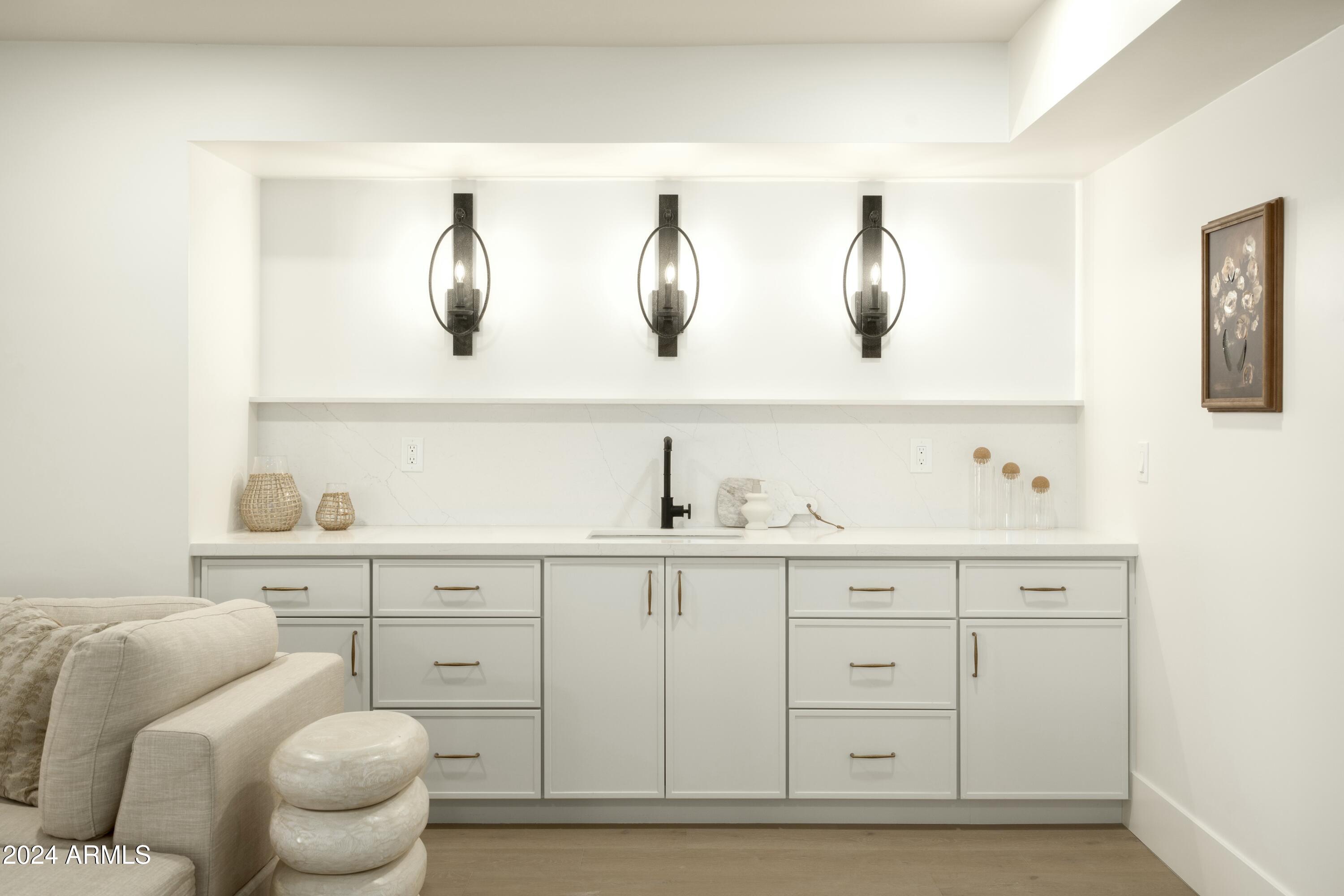 9862 E SAN SALVADOR Drive