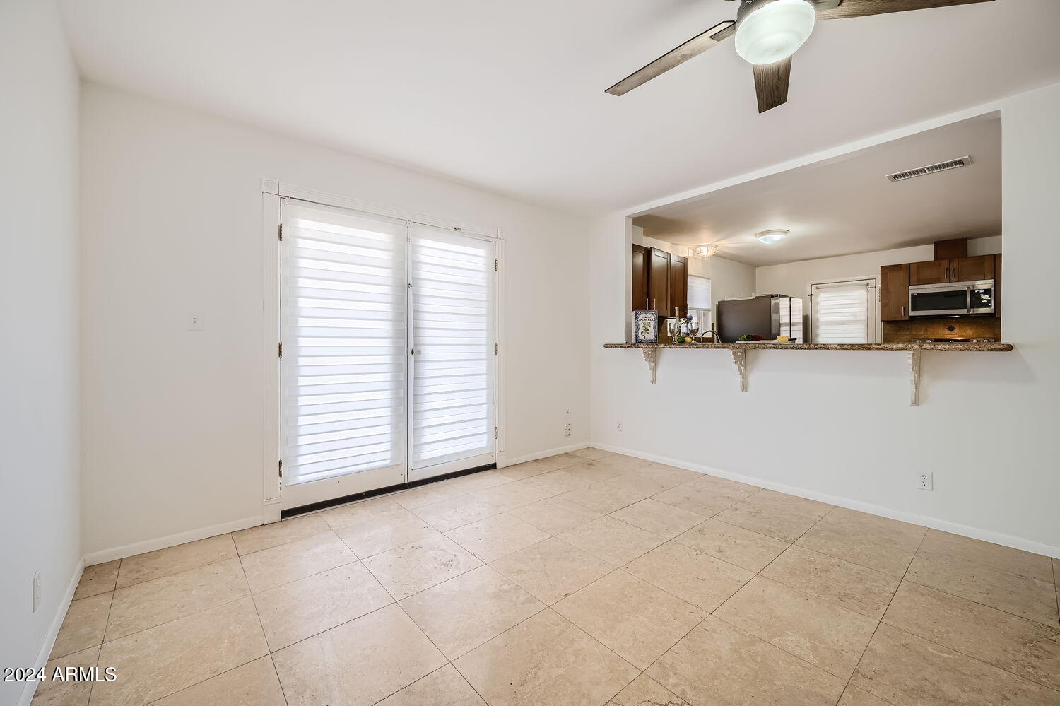 3402 E Carol Circle