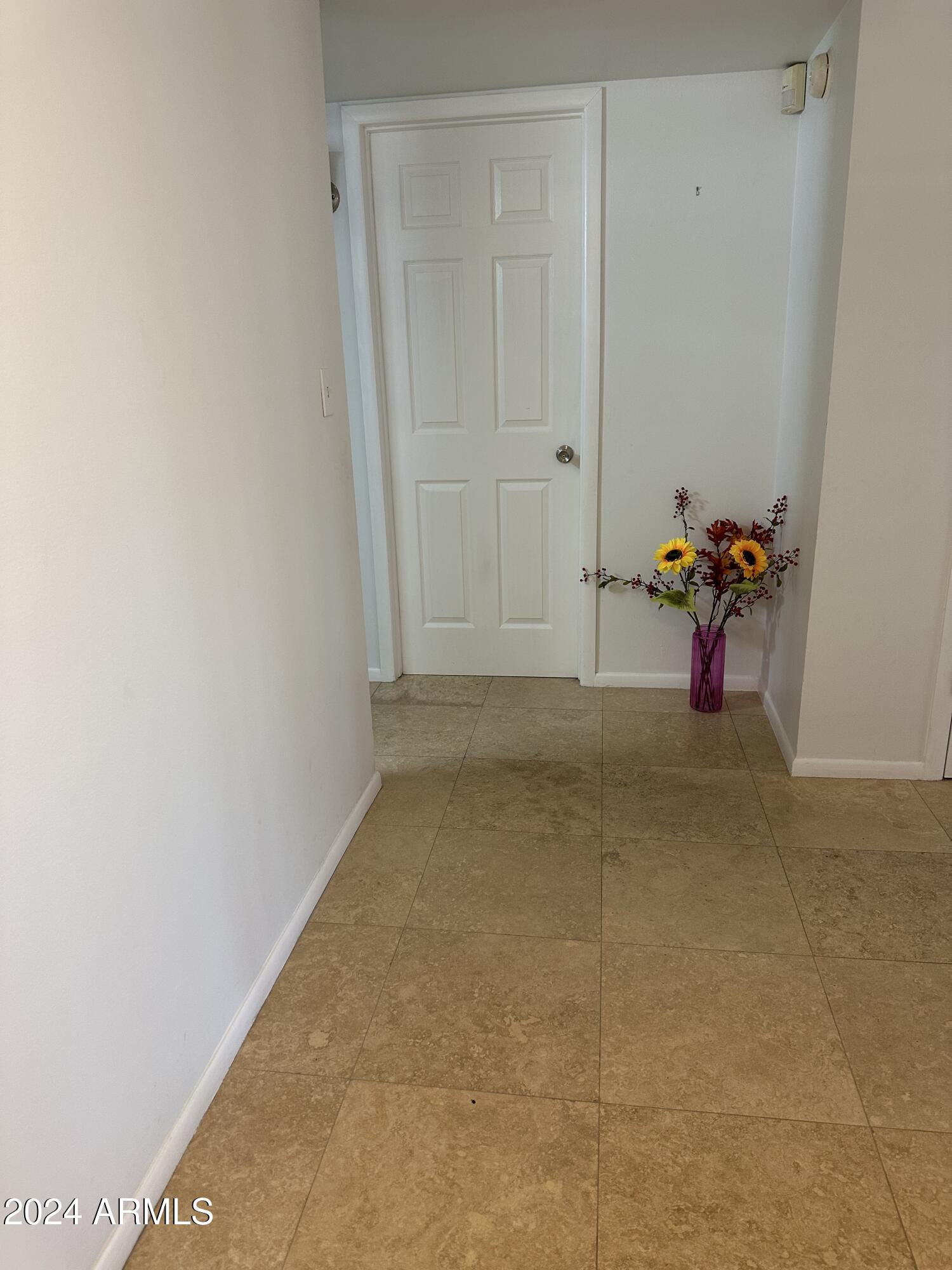 3402 E Carol Circle