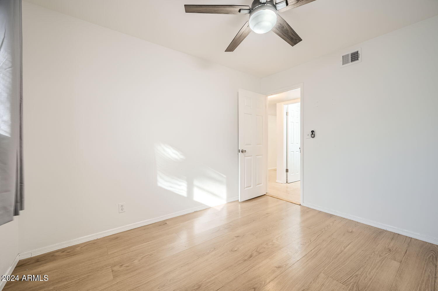 3402 E Carol Circle