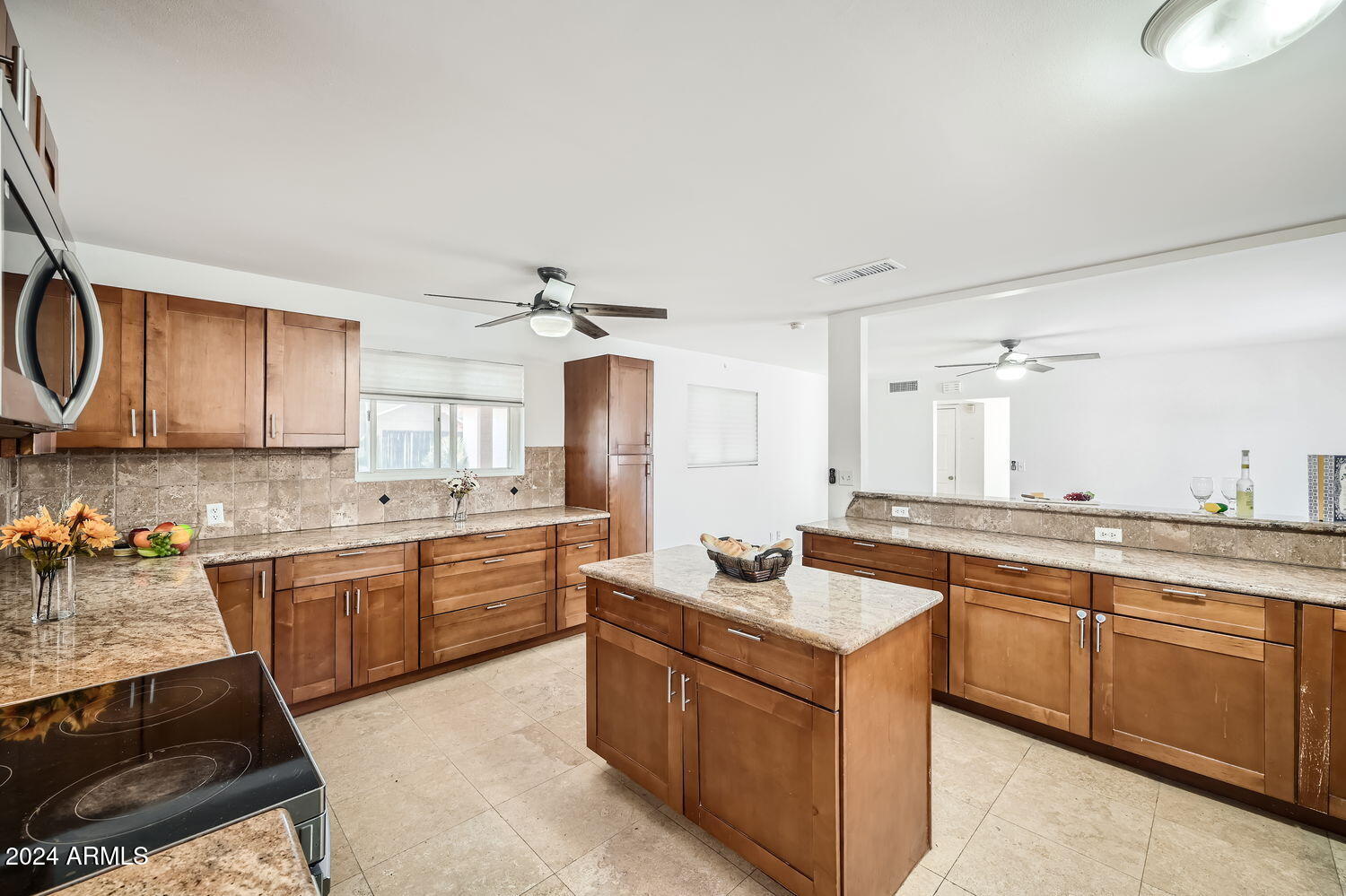 3402 E Carol Circle