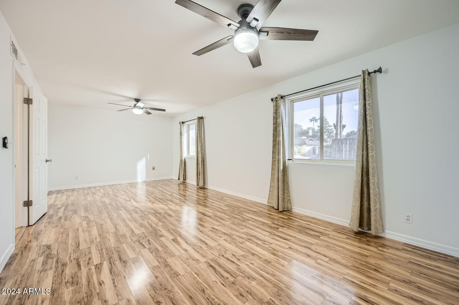 3402 E Carol Circle
