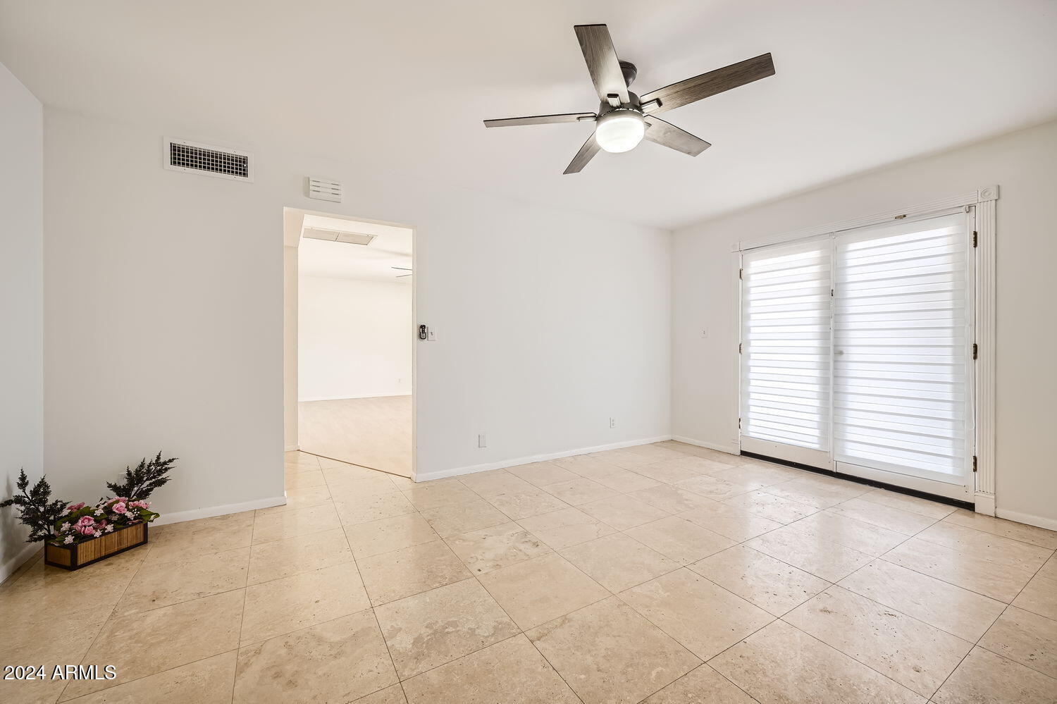 3402 E Carol Circle