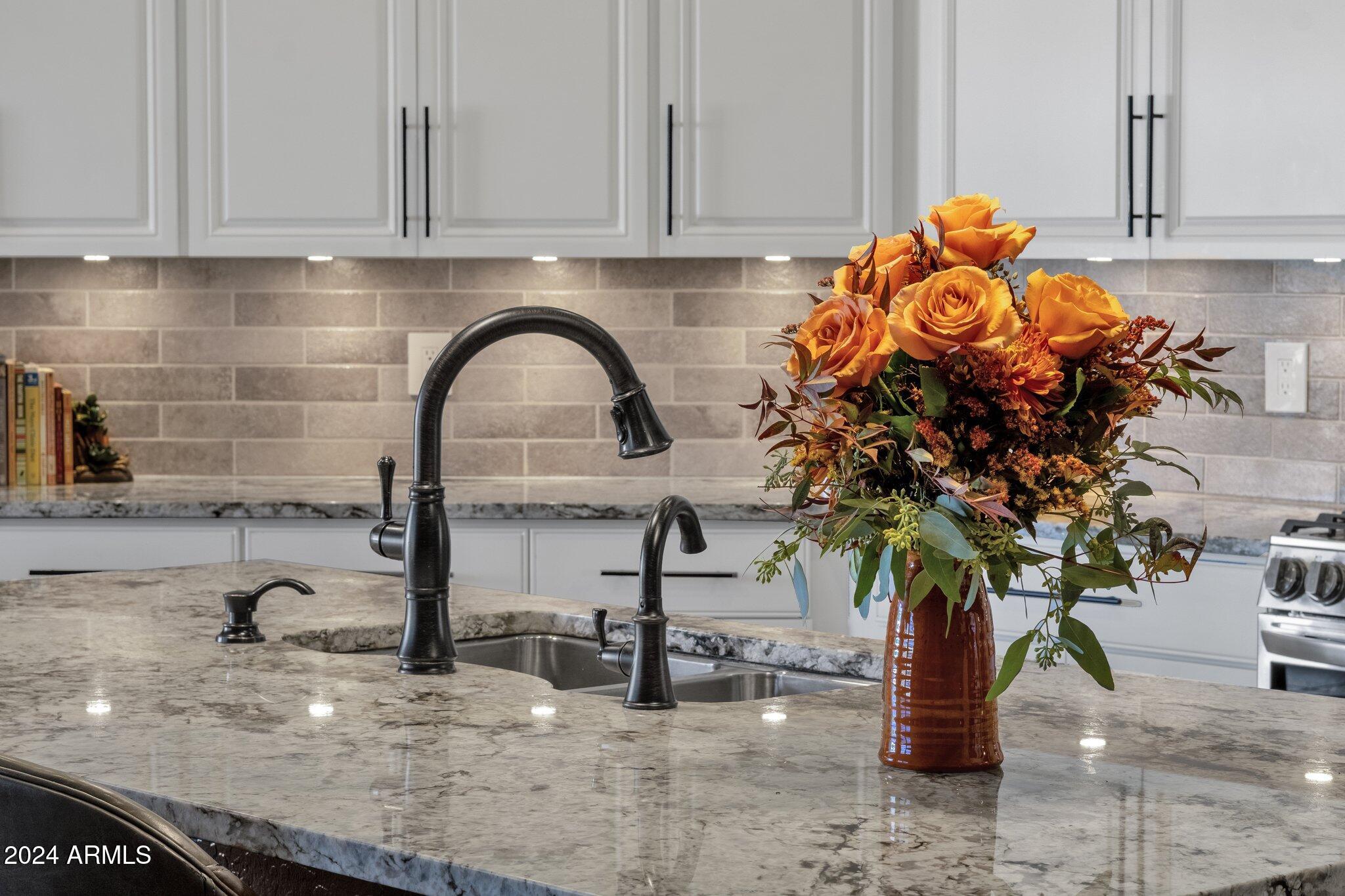 2374 W WEATHERBY Way