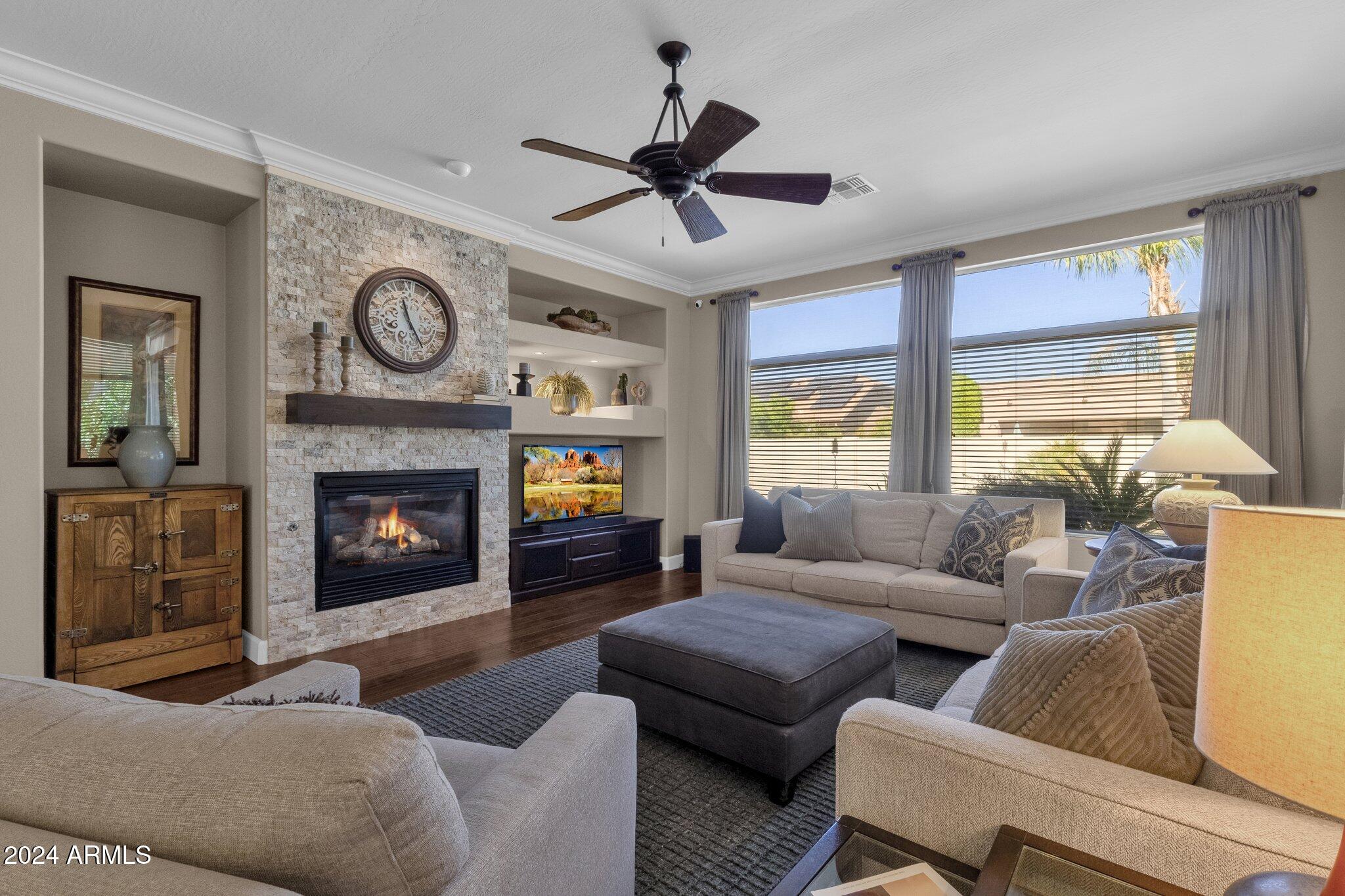 2374 W WEATHERBY Way