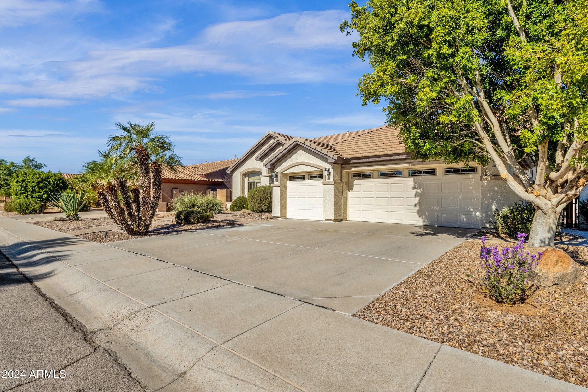 2374 W WEATHERBY Way