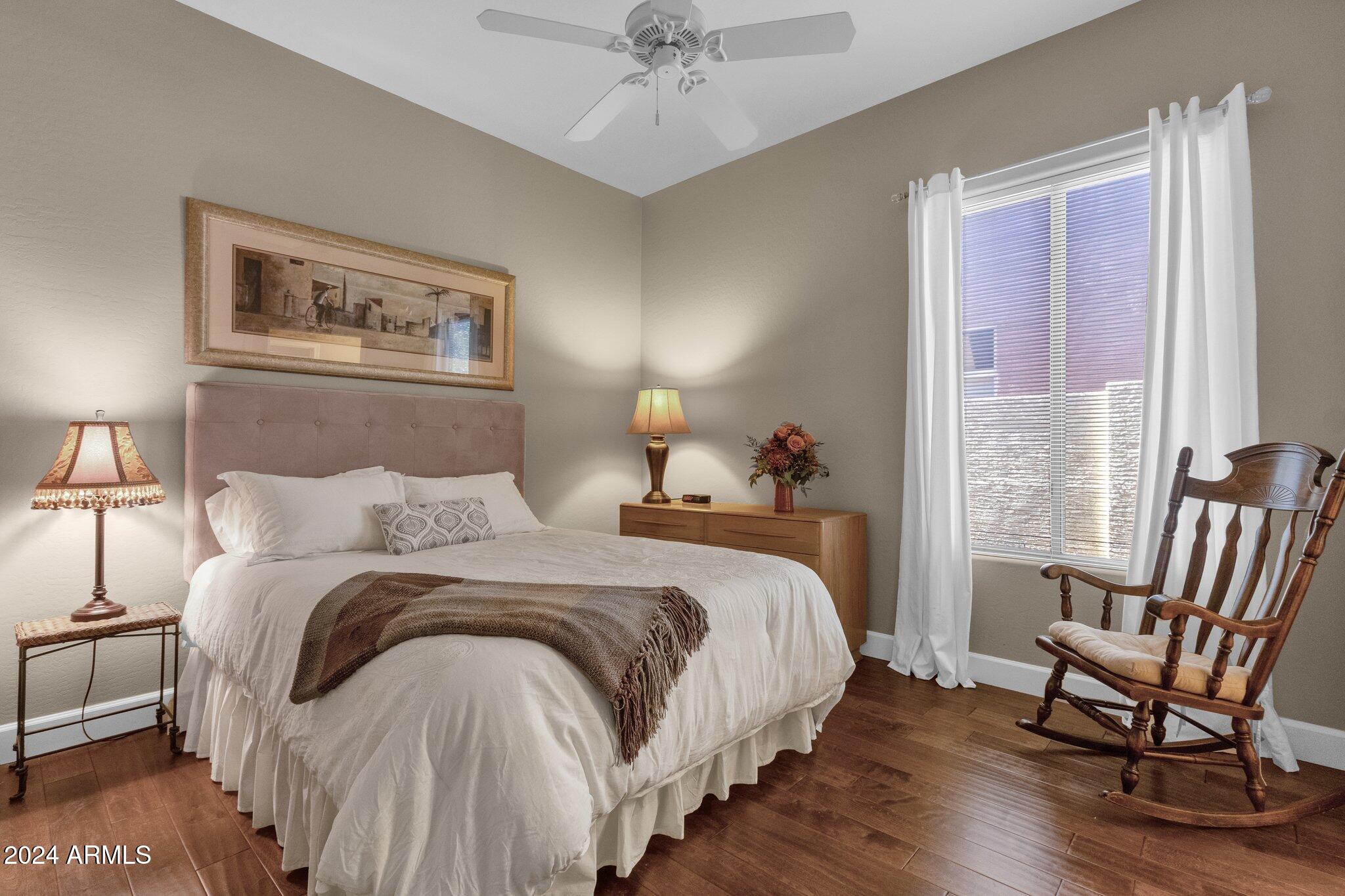 2374 W WEATHERBY Way