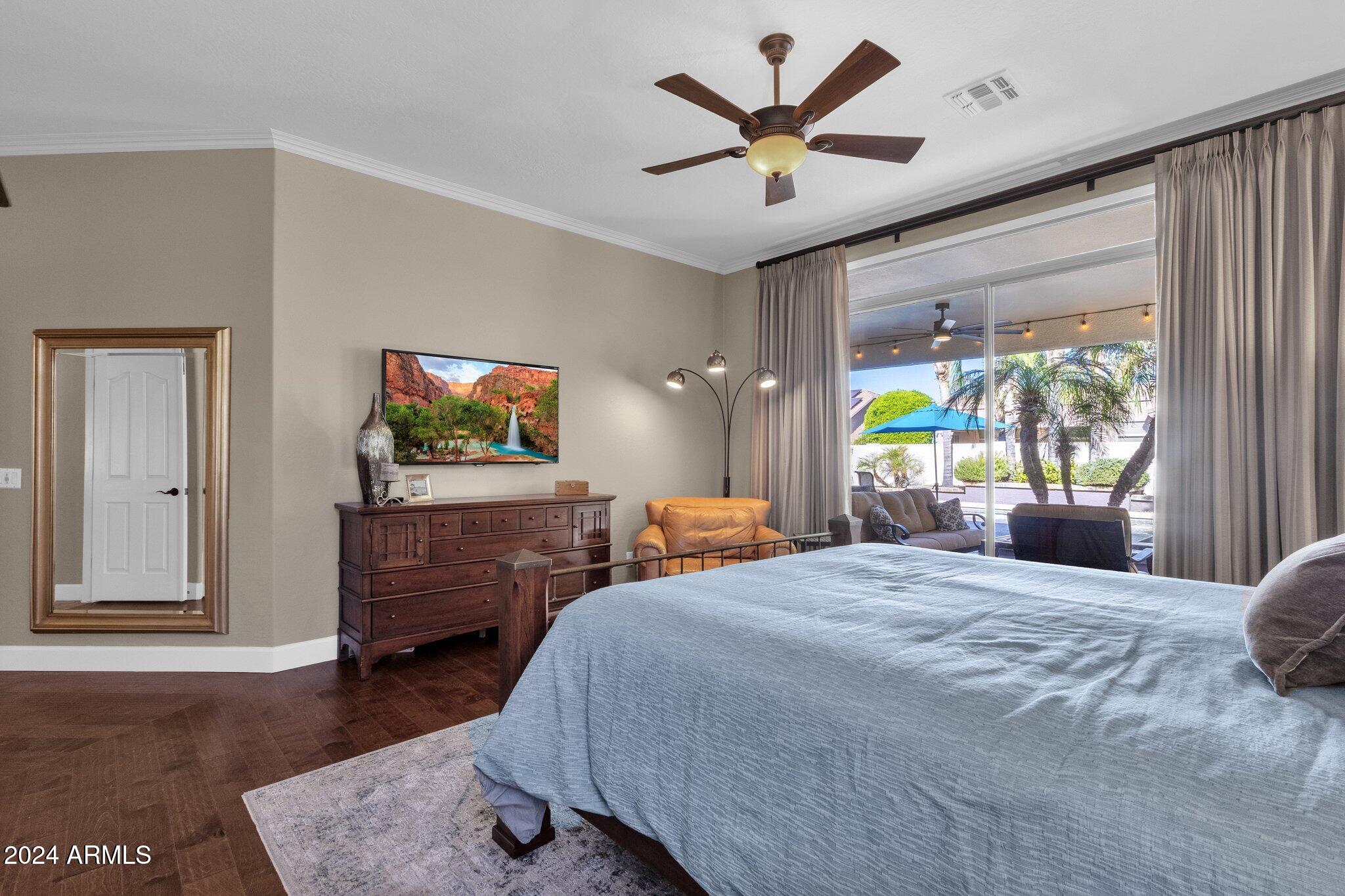 2374 W WEATHERBY Way