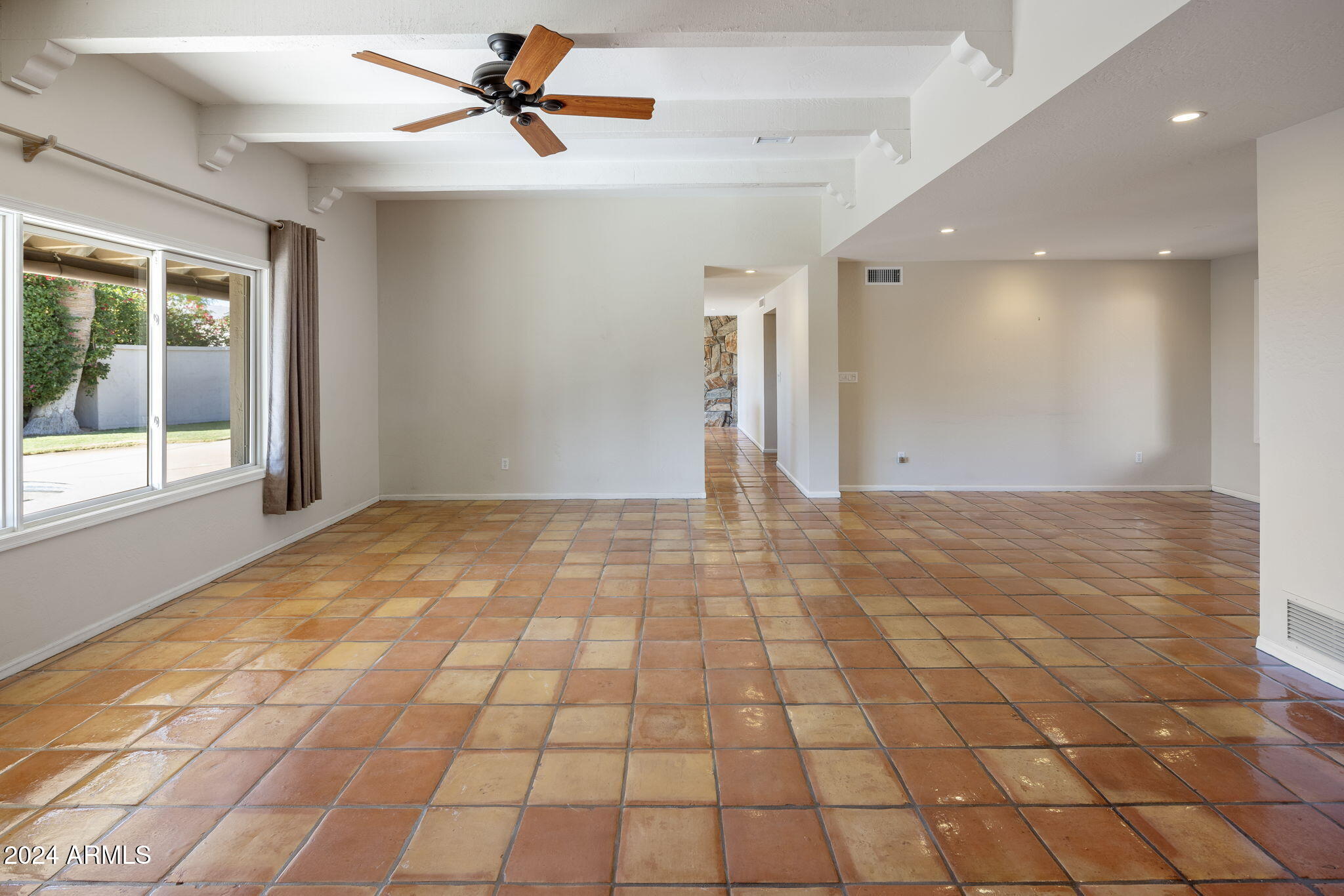 8401 E VISTA DEL LAGO