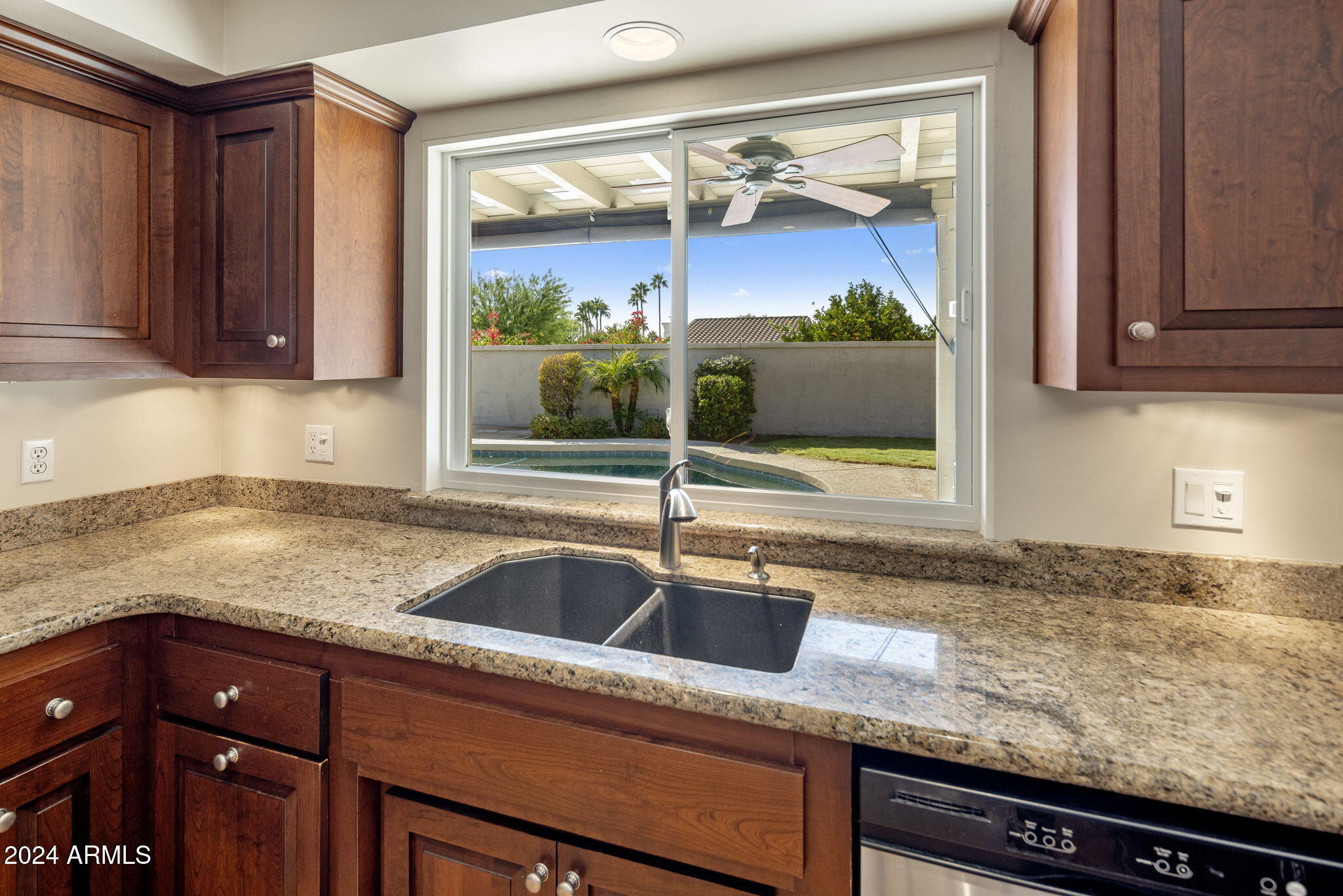 8401 E VISTA DEL LAGO