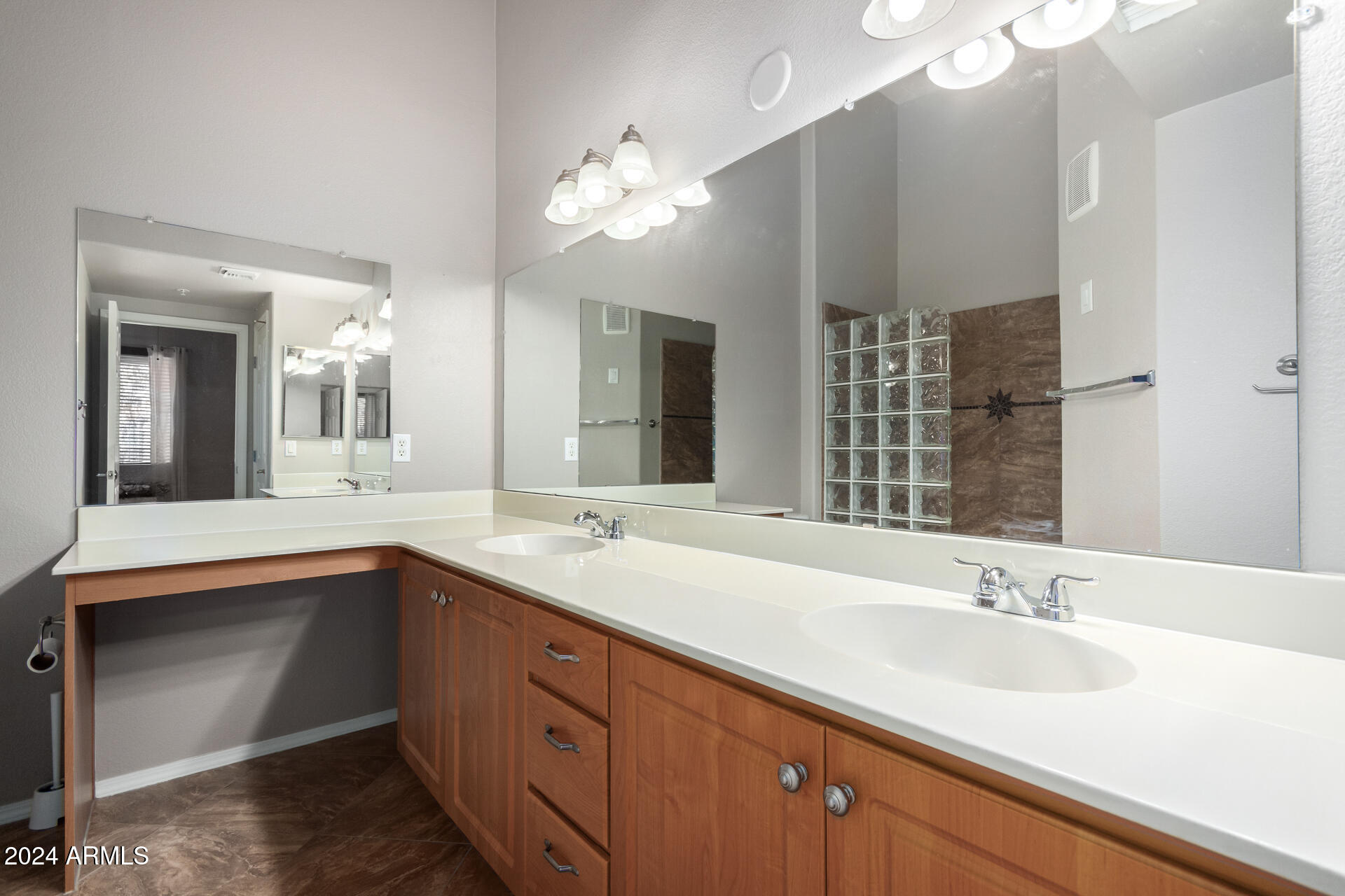 10136 E SOUTHERN Avenue 2037