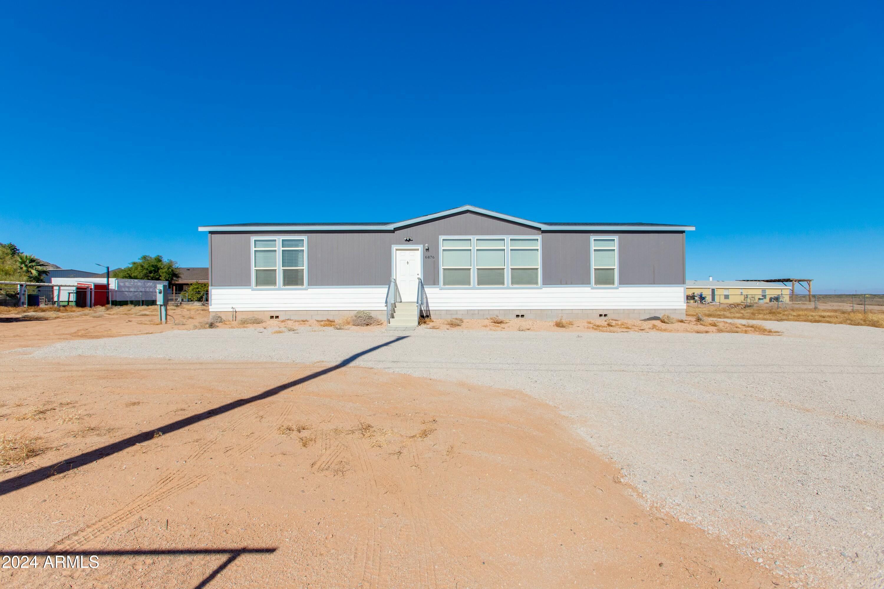 6876 W Locklin Avenue