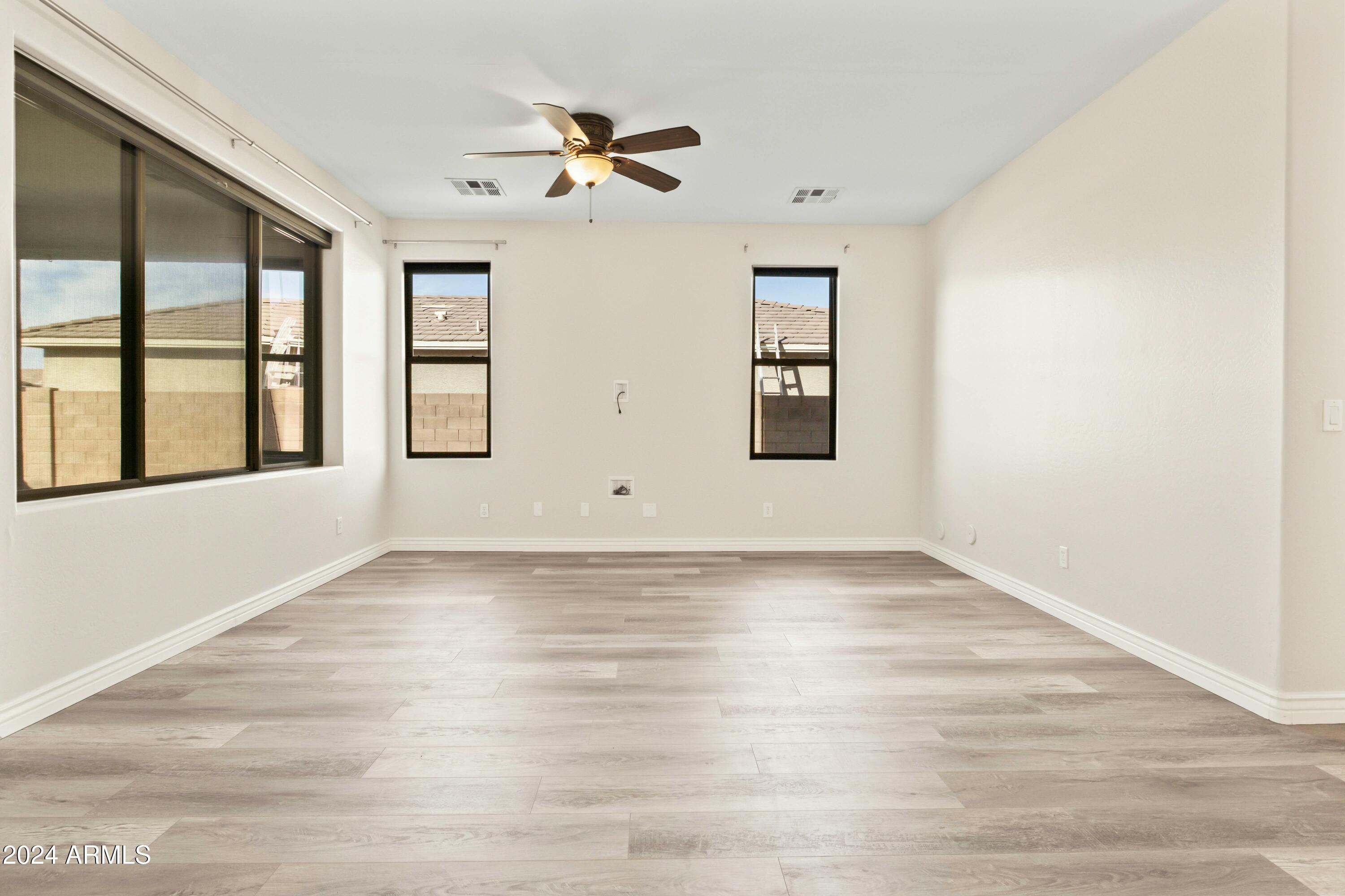 1672 S PENROSE Drive