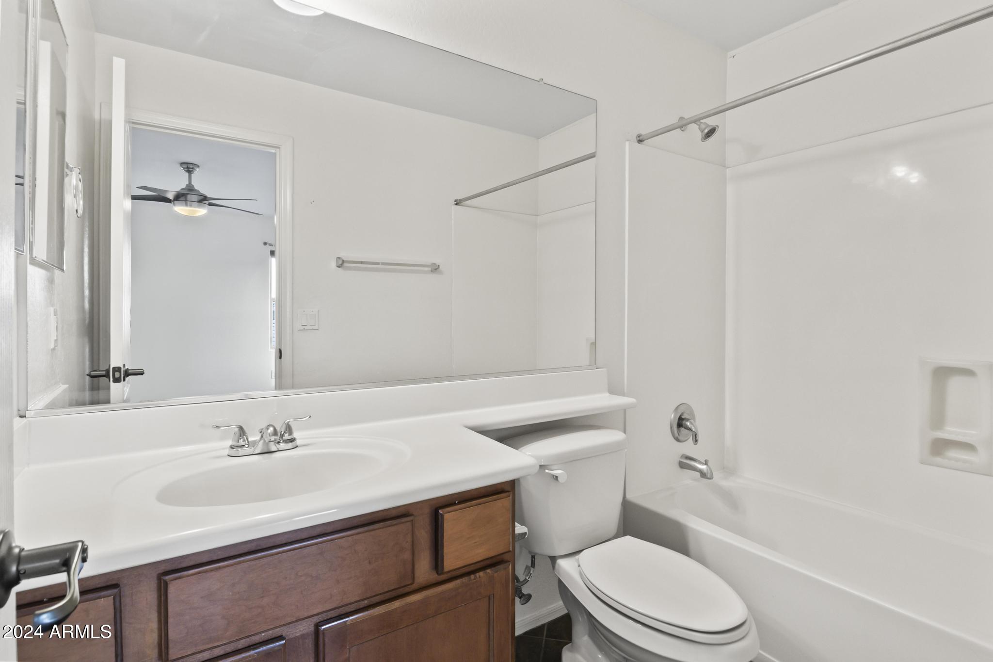 1672 S PENROSE Drive