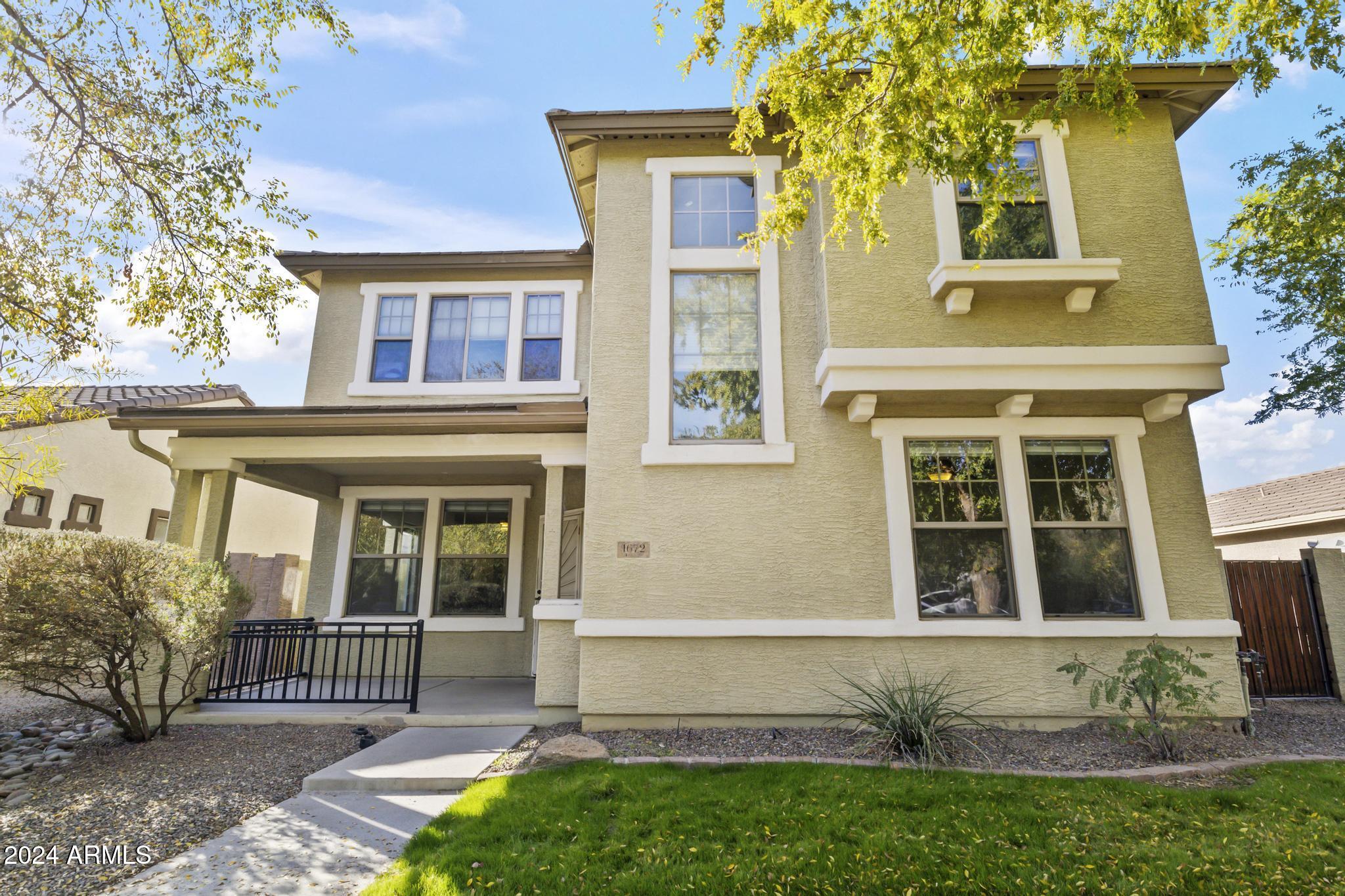 1672 S PENROSE Drive