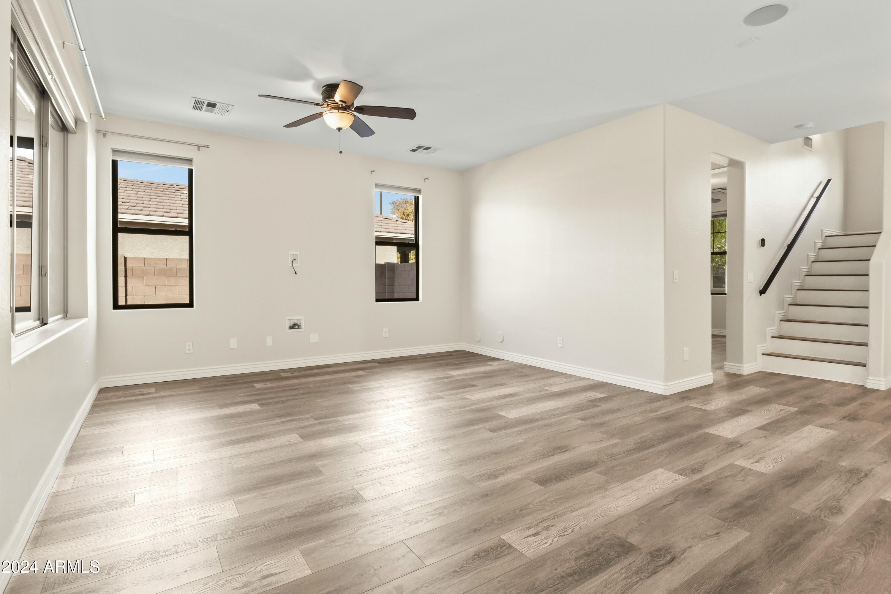 1672 S PENROSE Drive