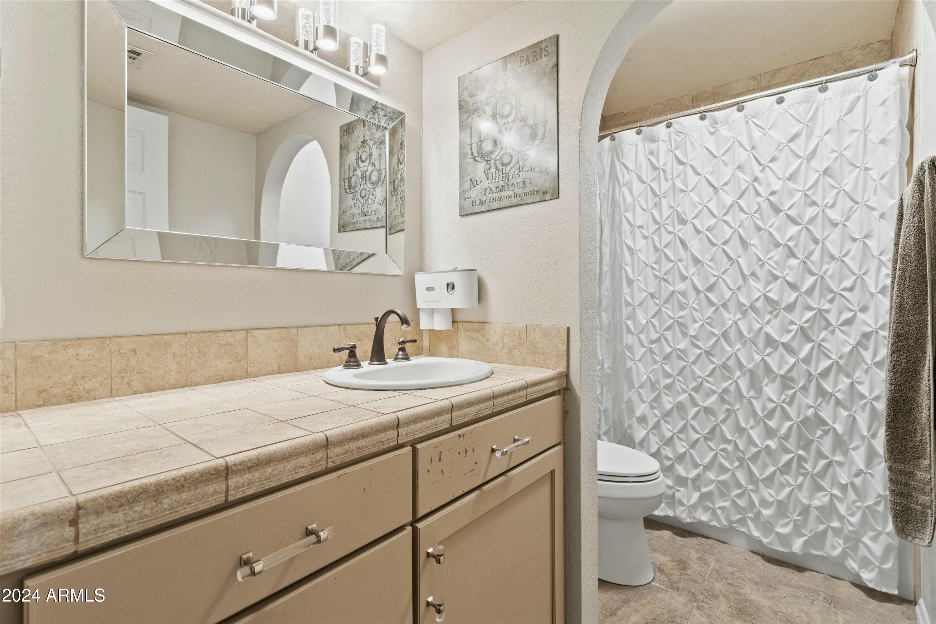 7420 E VIA ESTRELLA Avenue