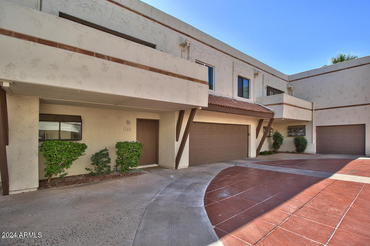 7024 E 6TH Street # 103