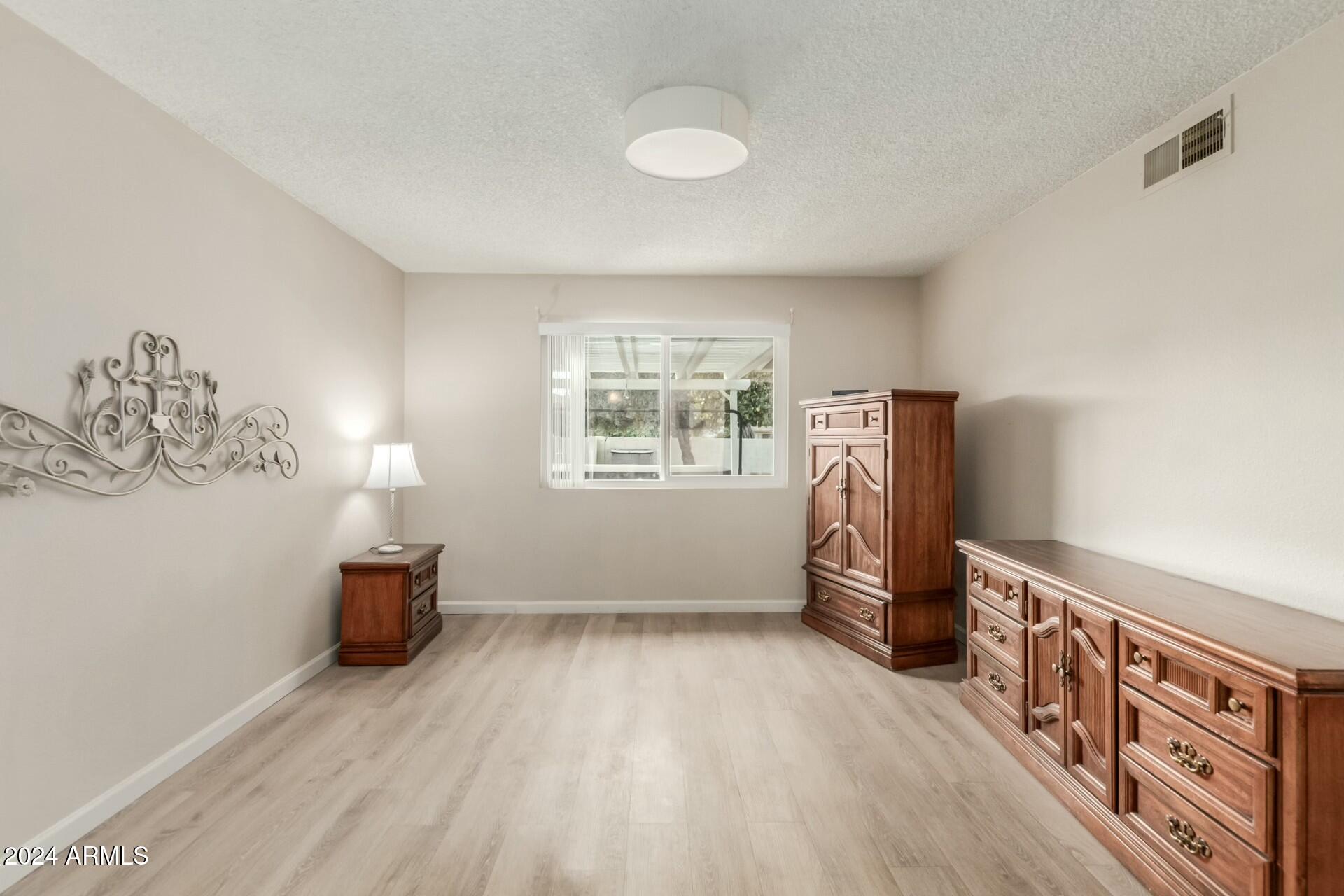 8247 E EMELITA Avenue