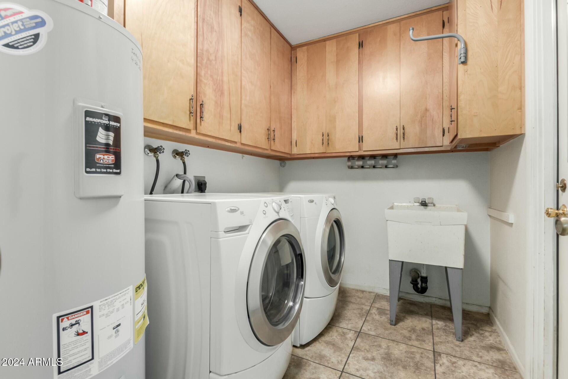 8247 E EMELITA Avenue