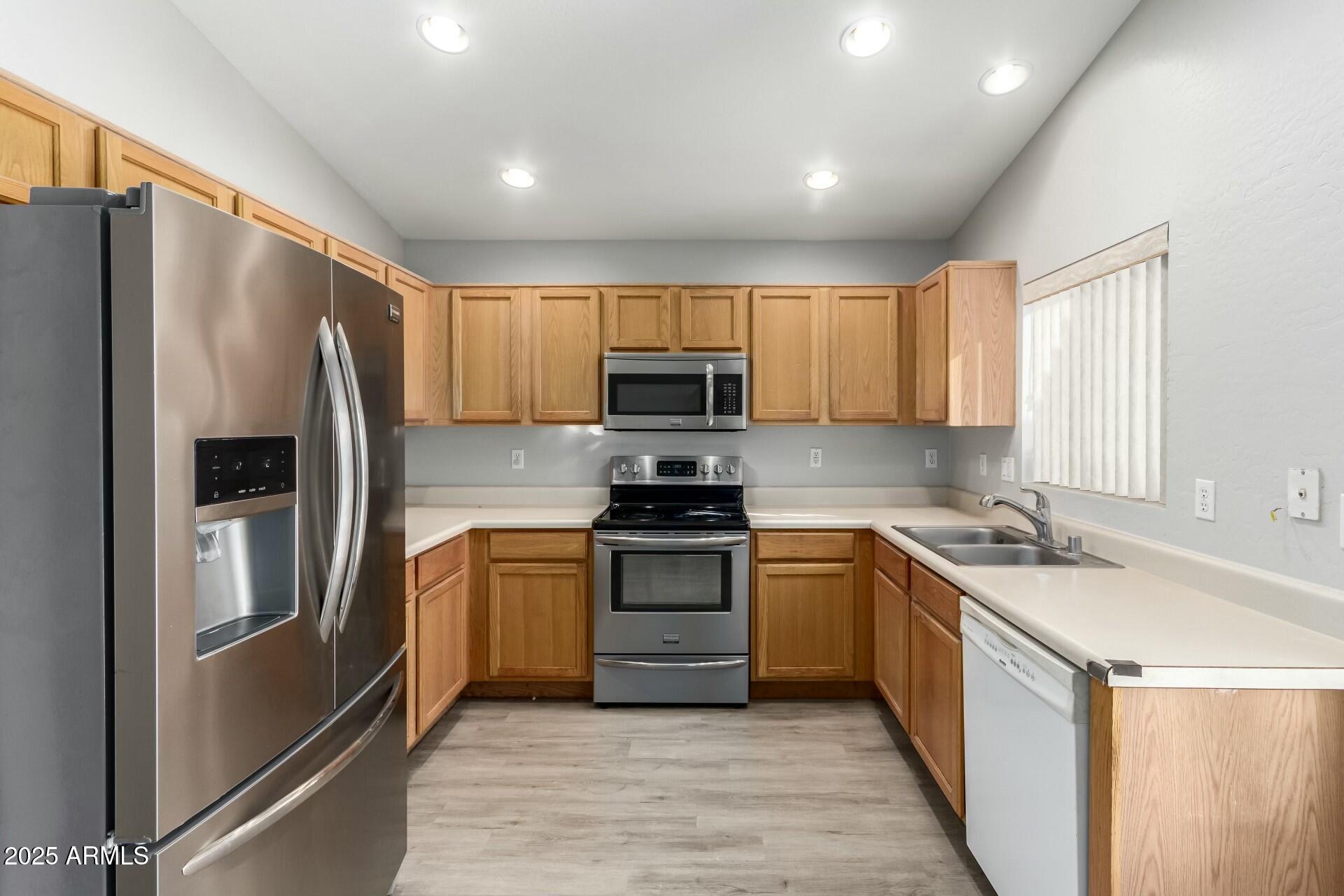 12317 W COLUMBINE Drive