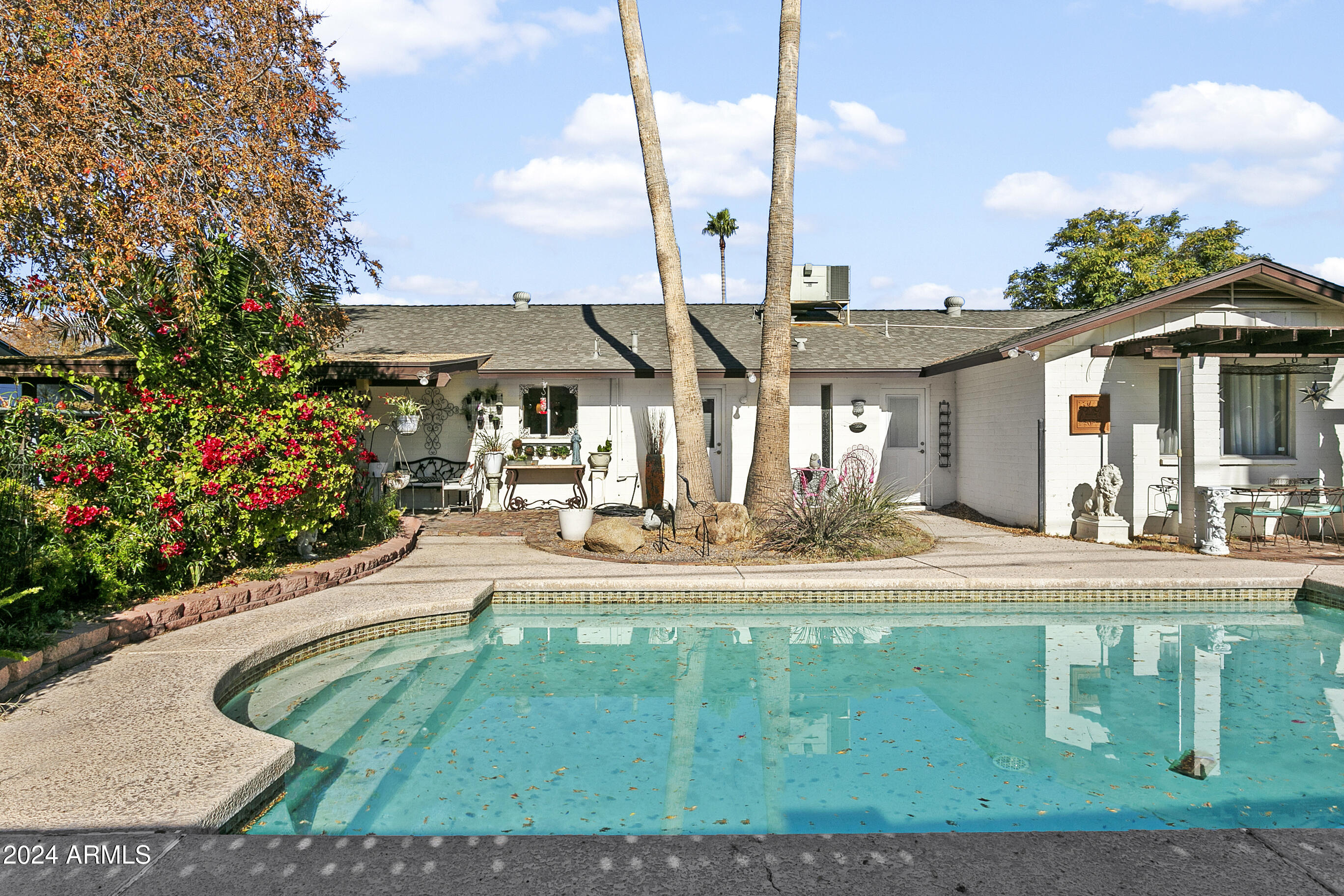 3109 E LUPINE Avenue