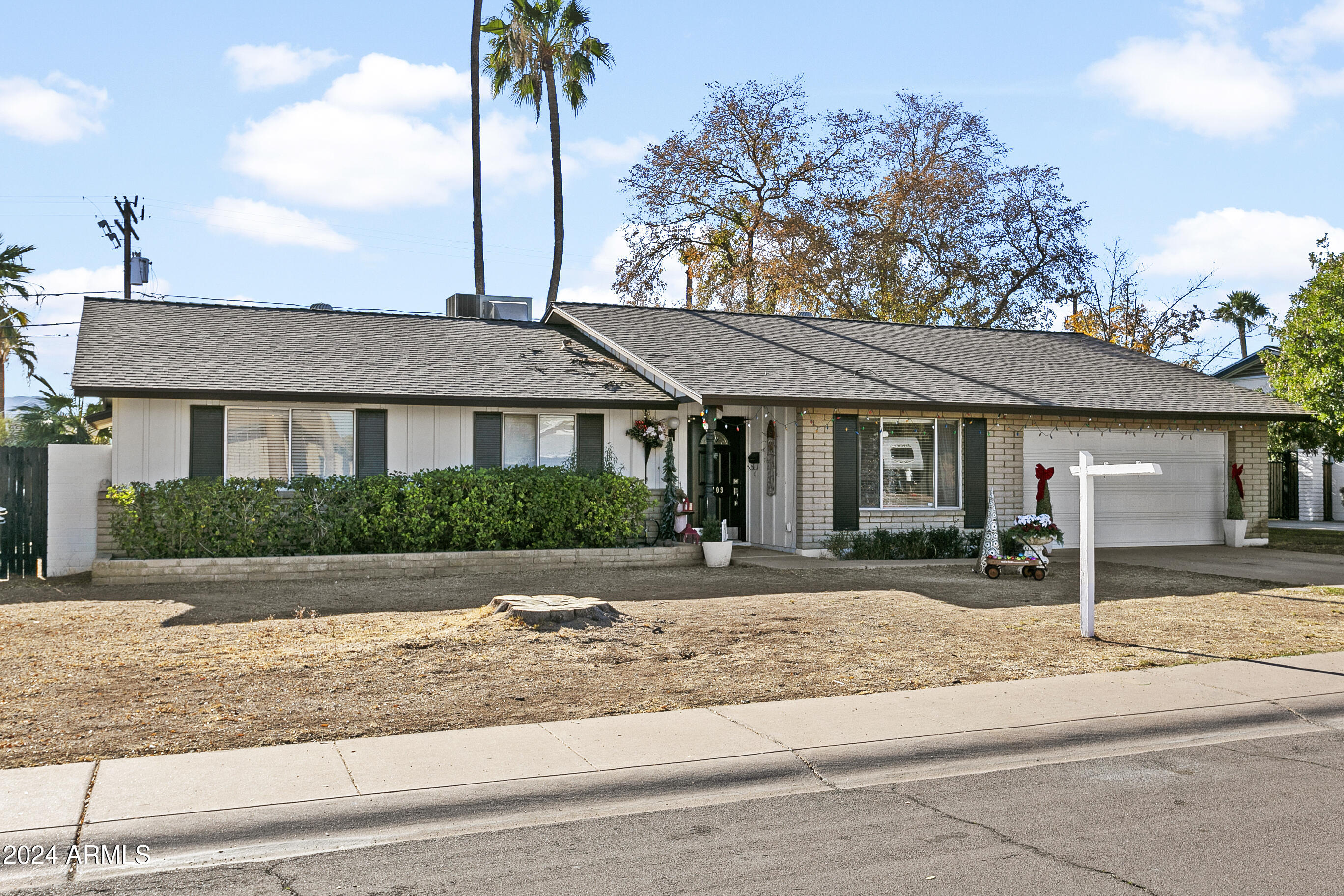 3109 E LUPINE Avenue