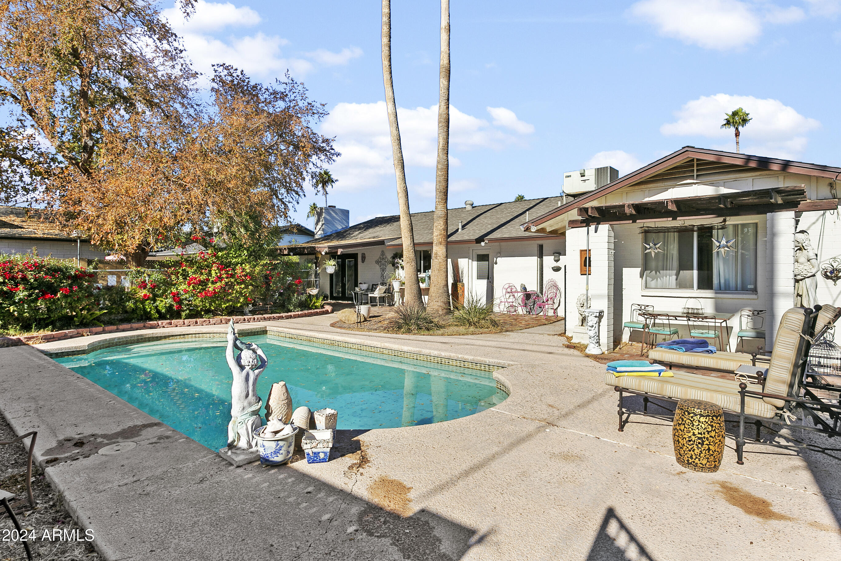 3109 E LUPINE Avenue