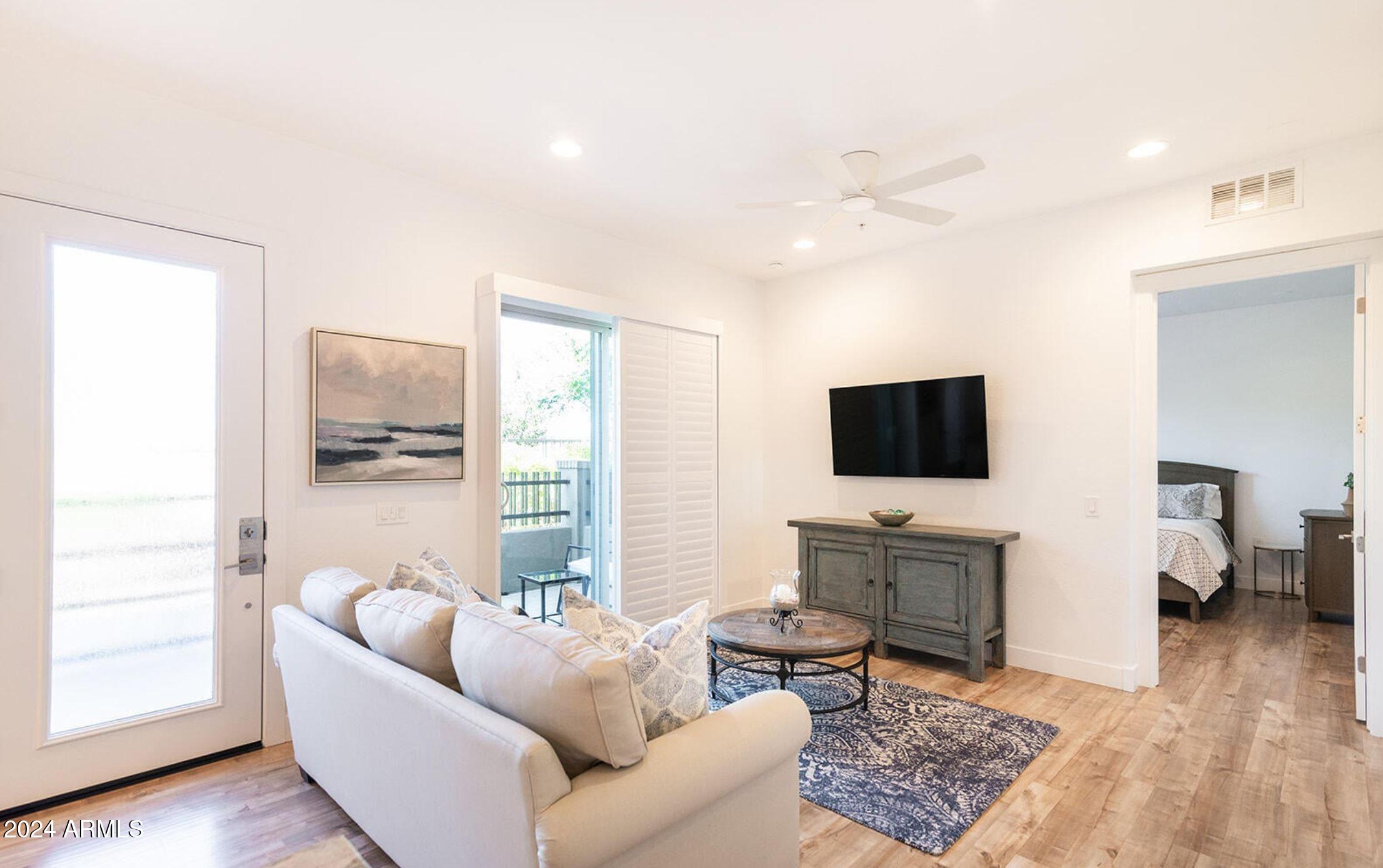 6565 E THOMAS Road # 1049