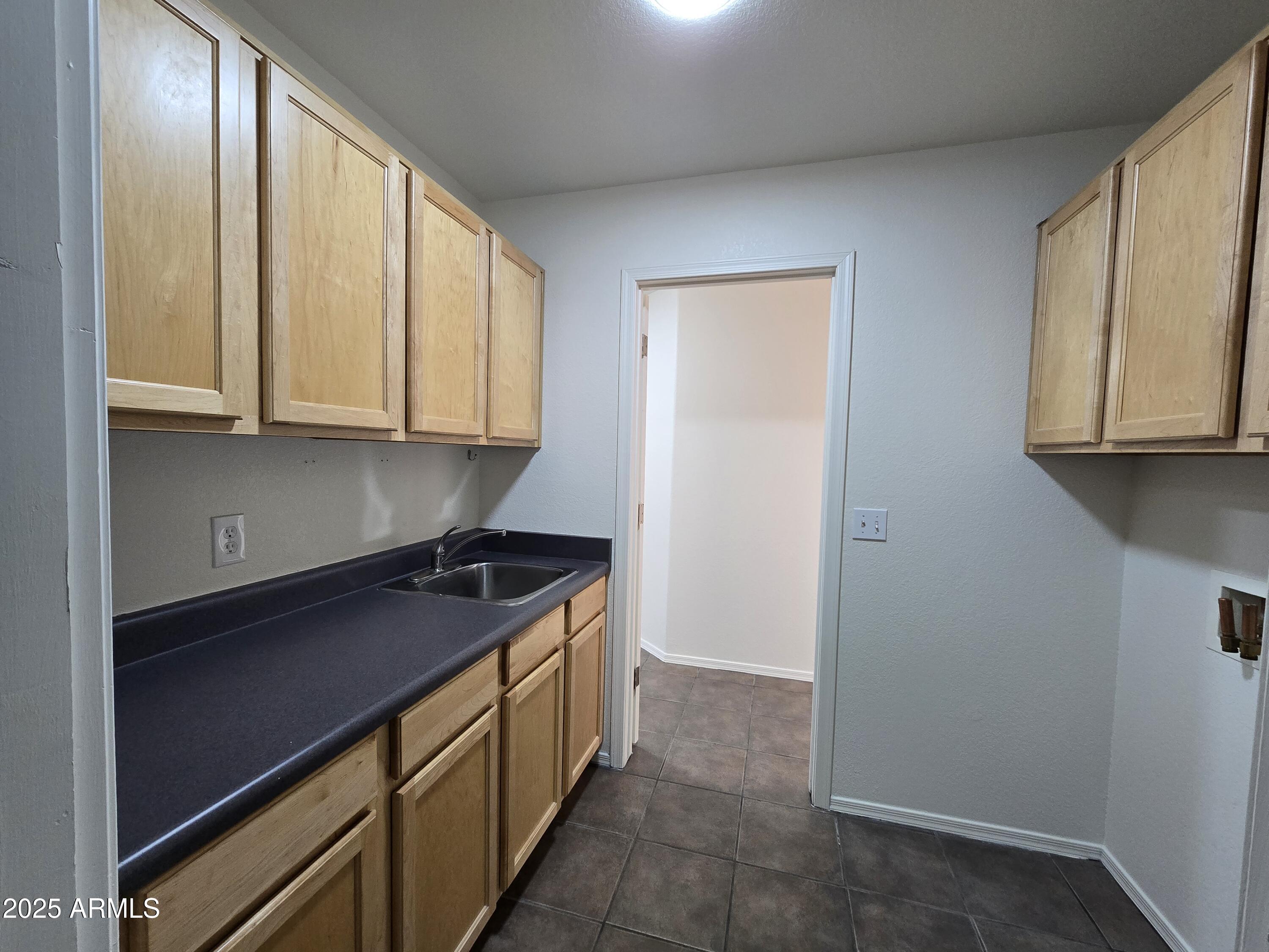 8944 E RED MOUNTAIN Lane