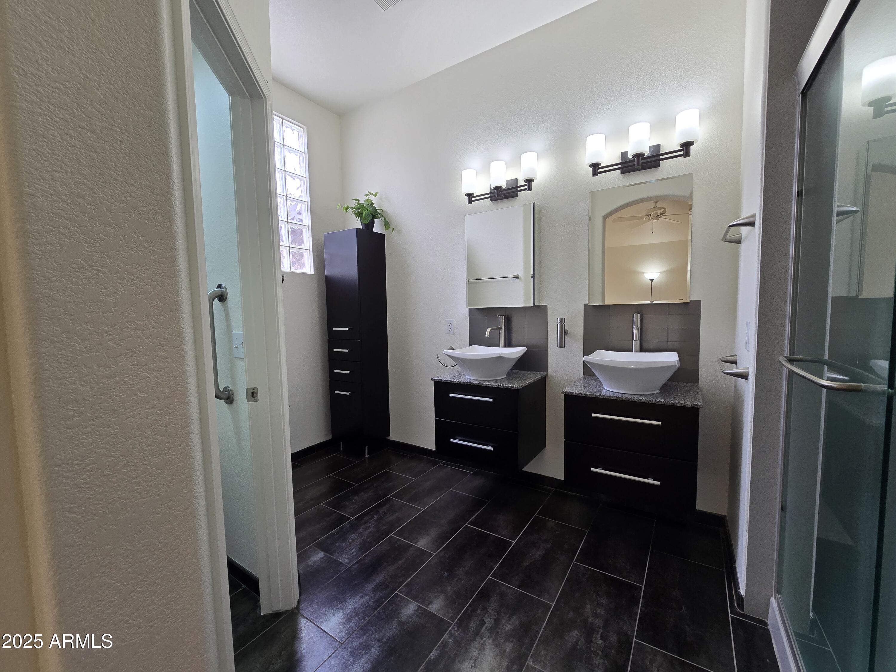 8944 E RED MOUNTAIN Lane