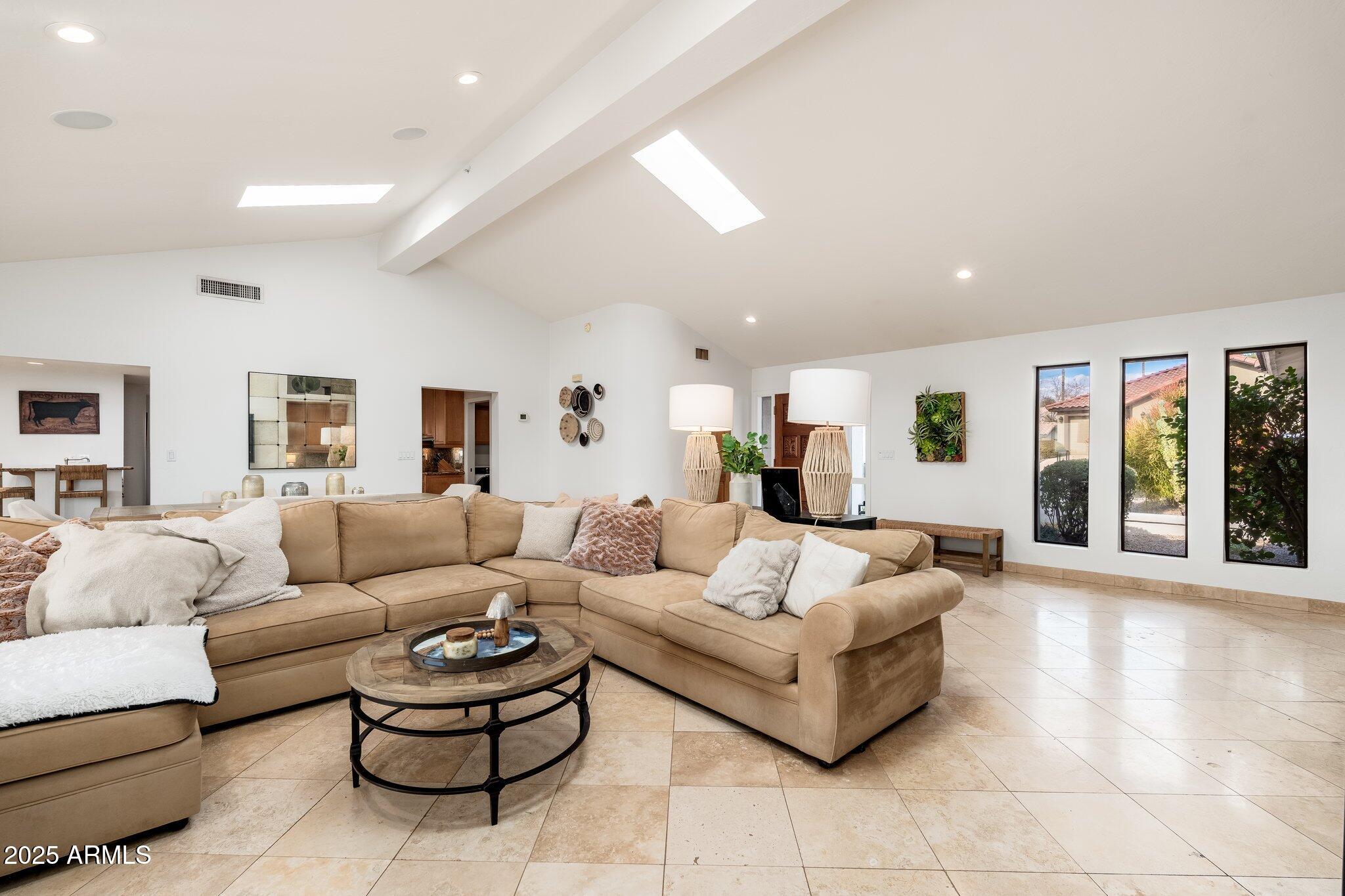 8641 E CLUBHOUSE Way