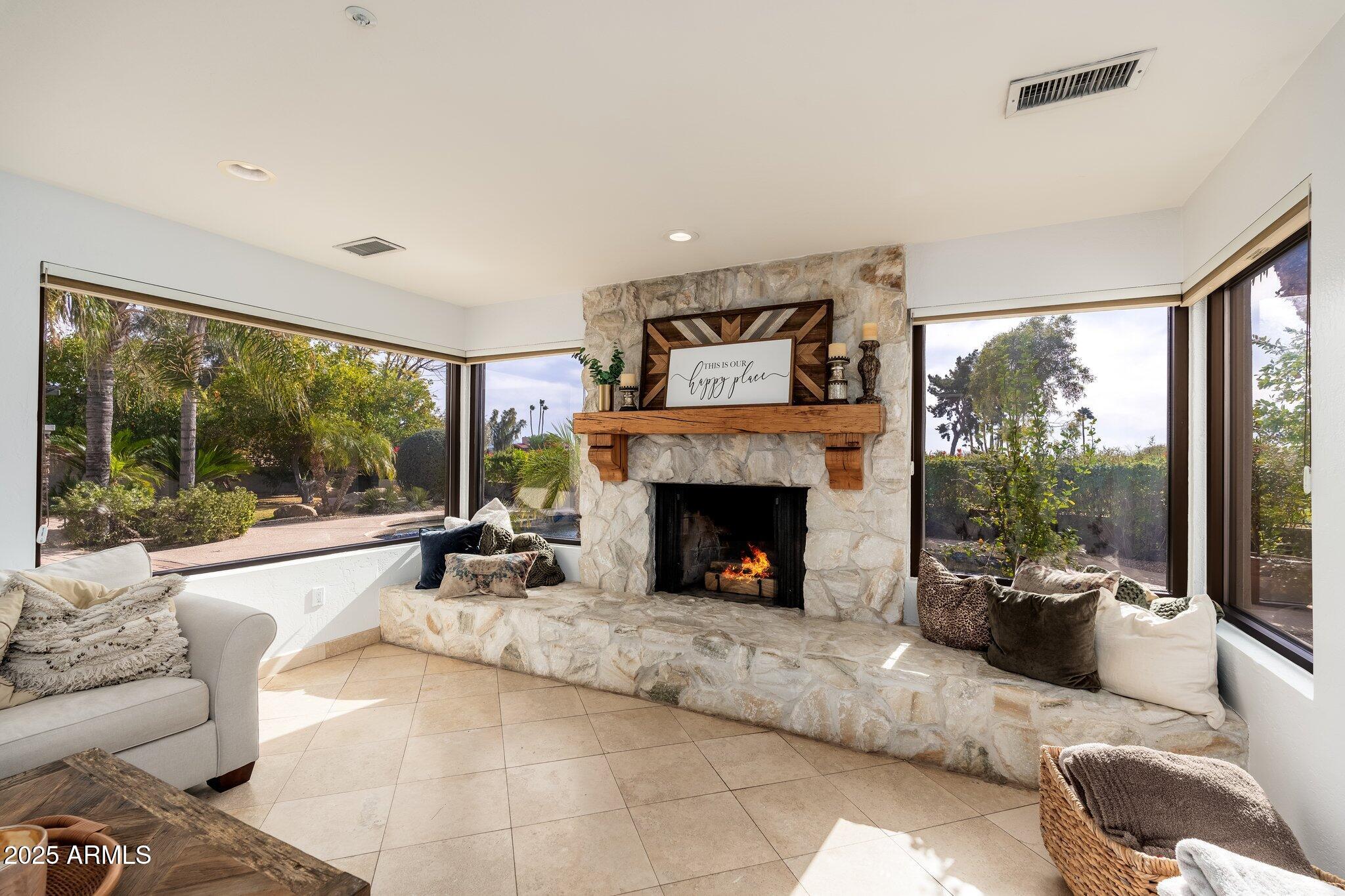 8641 E CLUBHOUSE Way