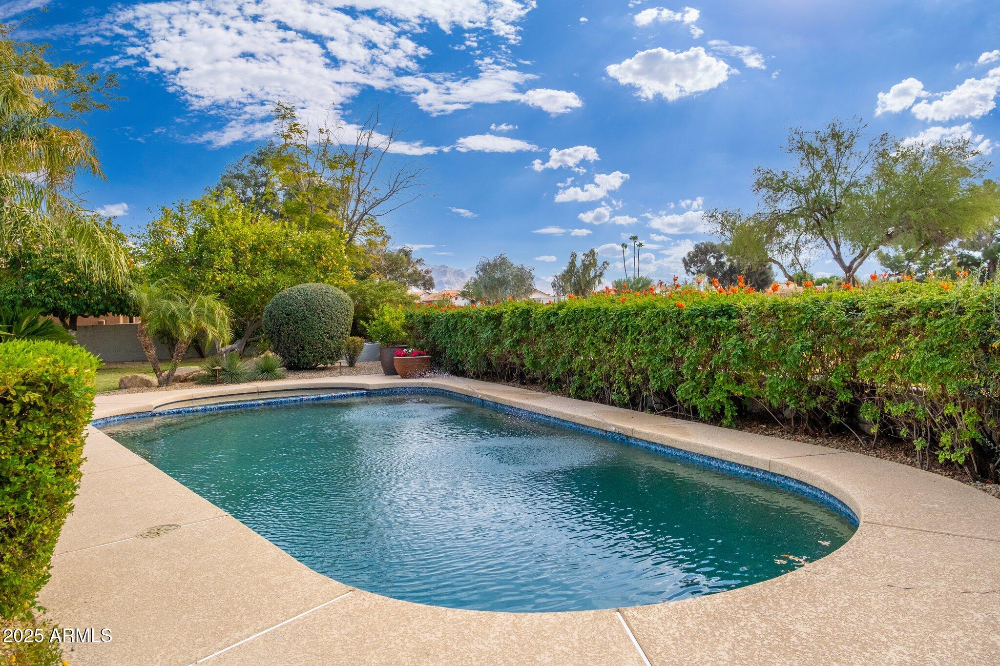 8641 E CLUBHOUSE Way