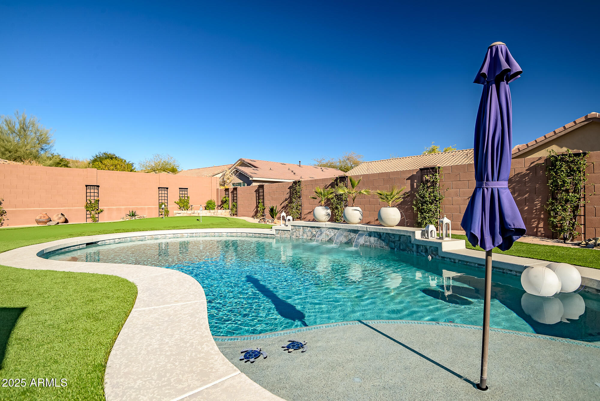 41240 N SHADOW CREEK Court