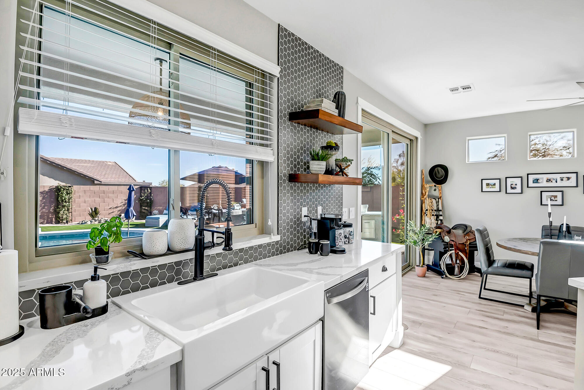 41240 N SHADOW CREEK Court