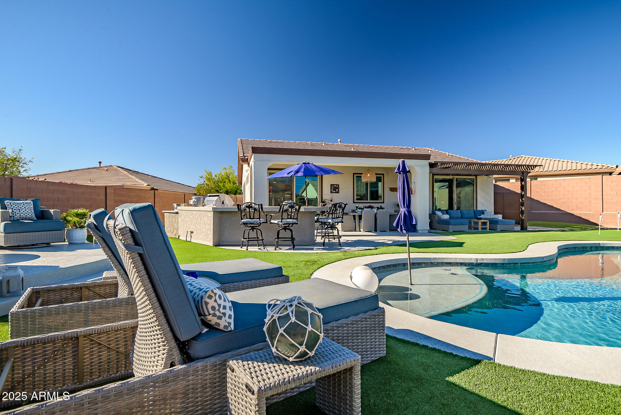 41240 N SHADOW CREEK Court