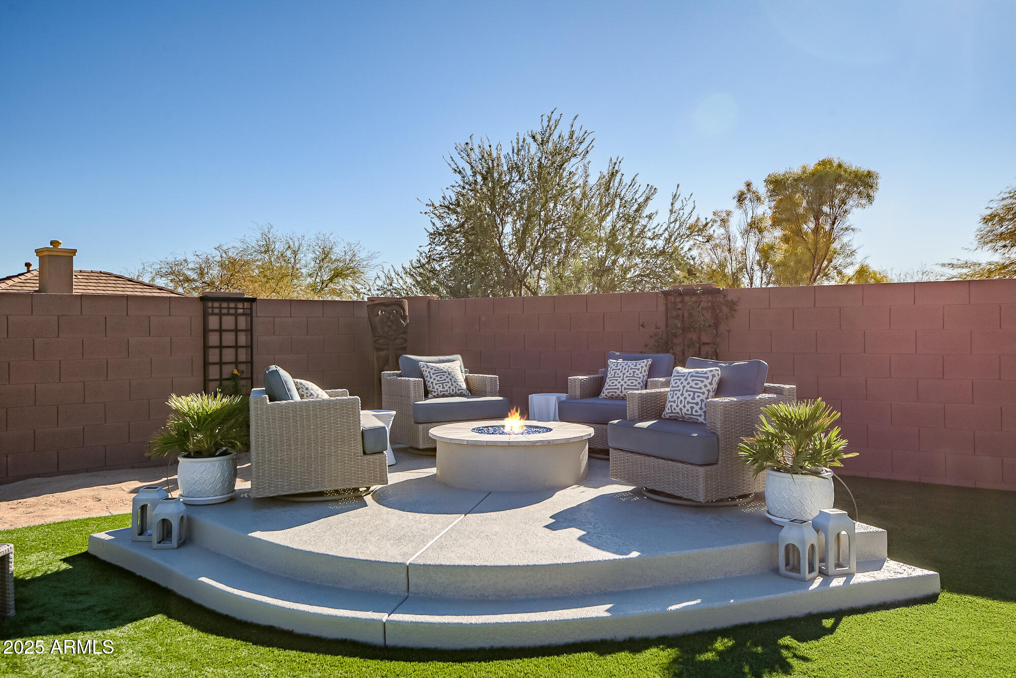 41240 N SHADOW CREEK Court